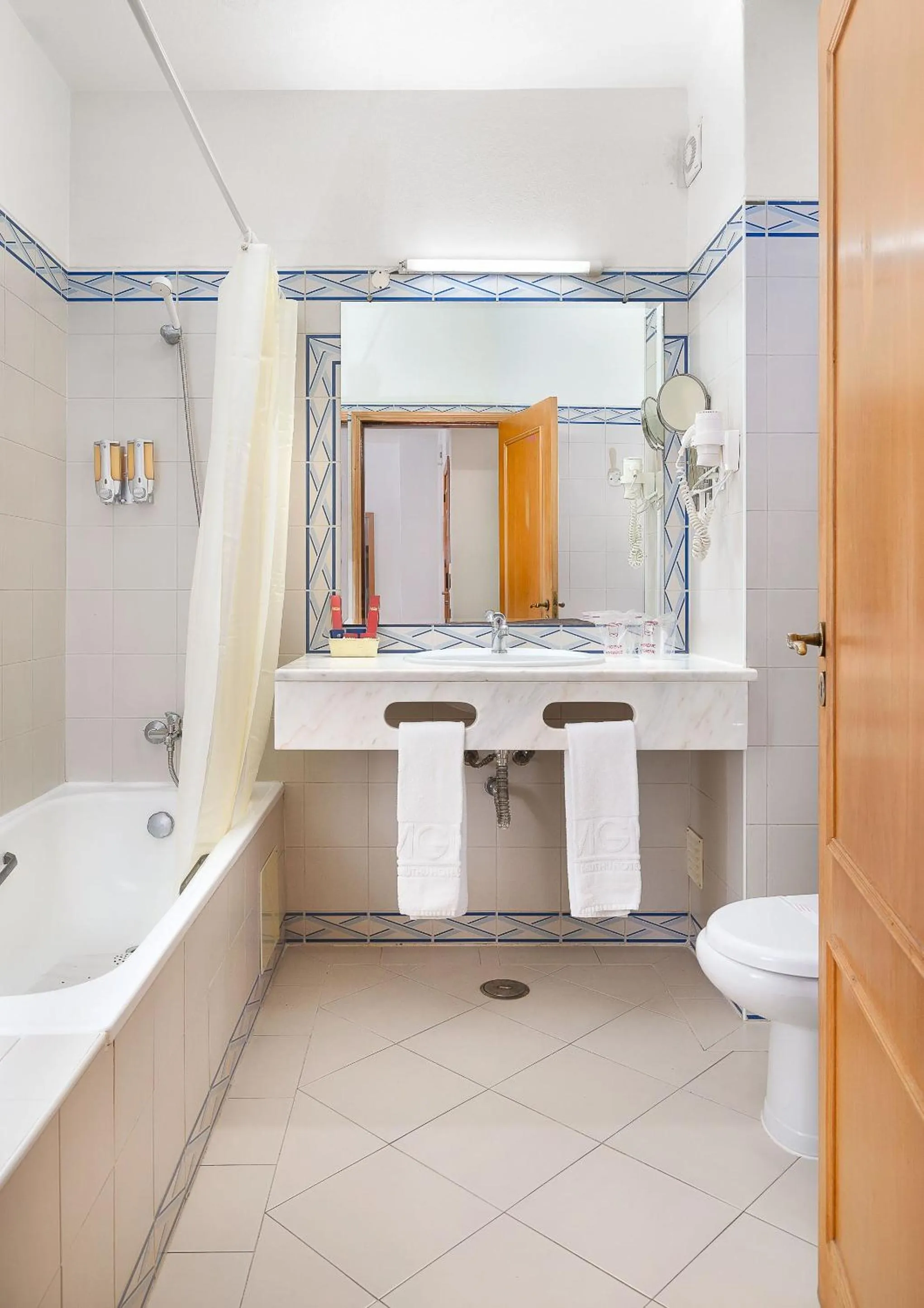 Bathroom in Grand Muthu Forte Da Oura