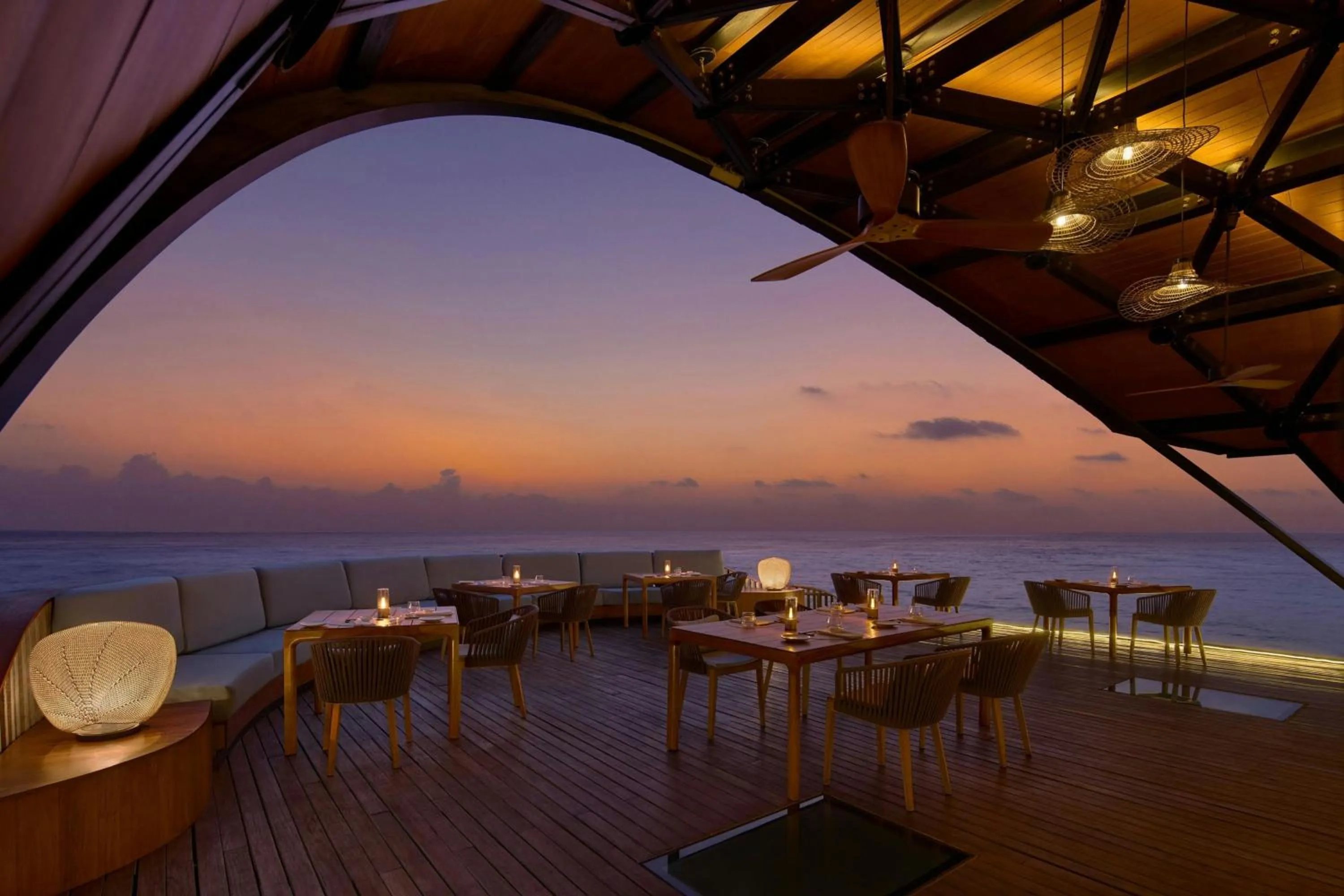 Restaurant/places to eat in The Westin Maldives Miriandhoo Resort