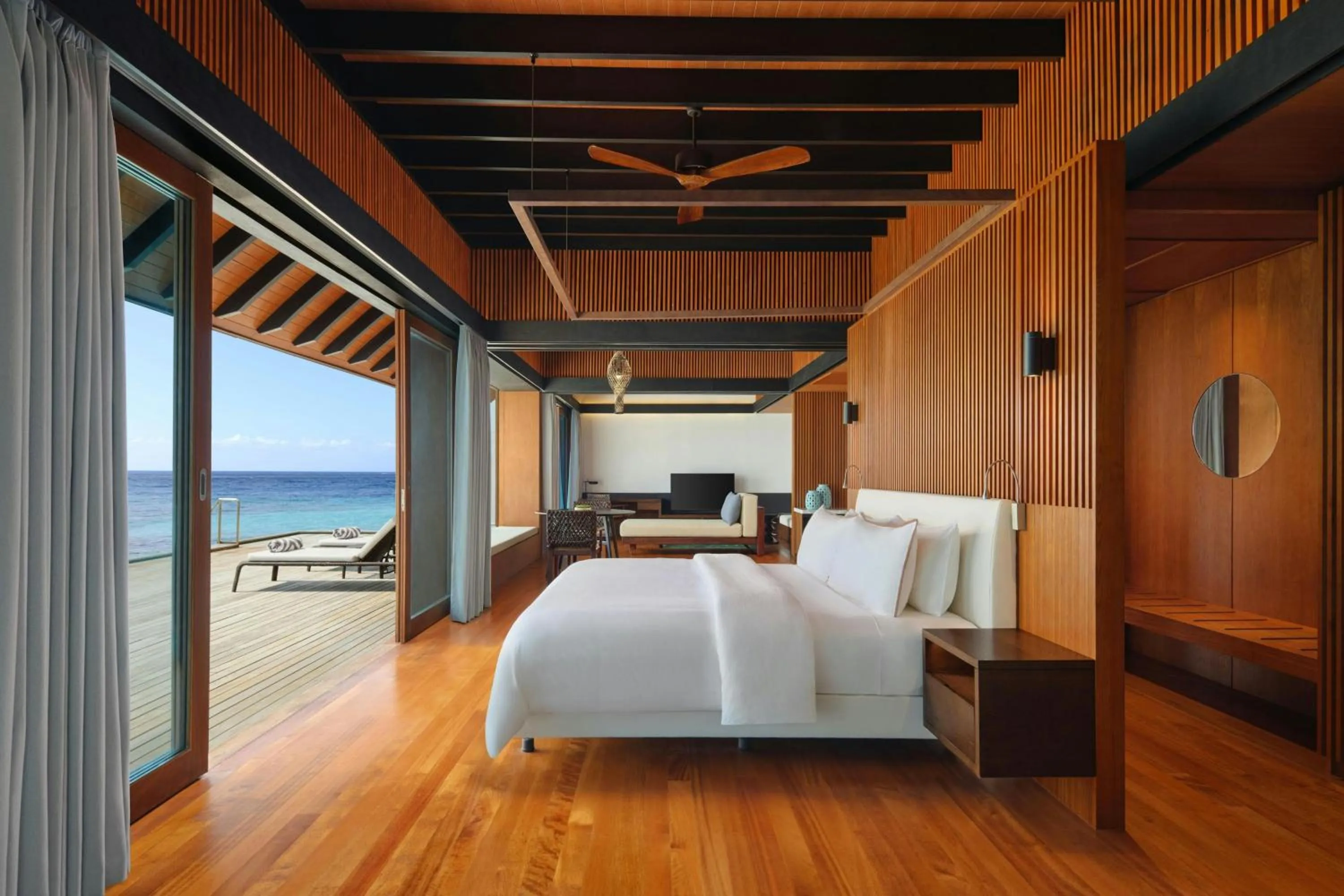 Bedroom, Bed in The Westin Maldives Miriandhoo Resort