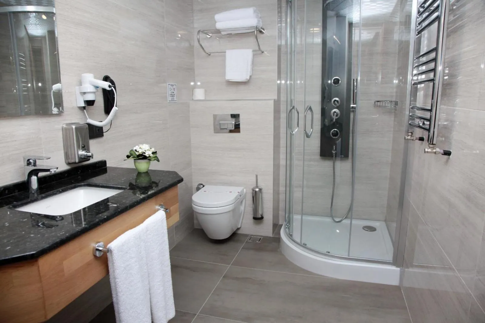 Bathroom in Oytun Park Hotel