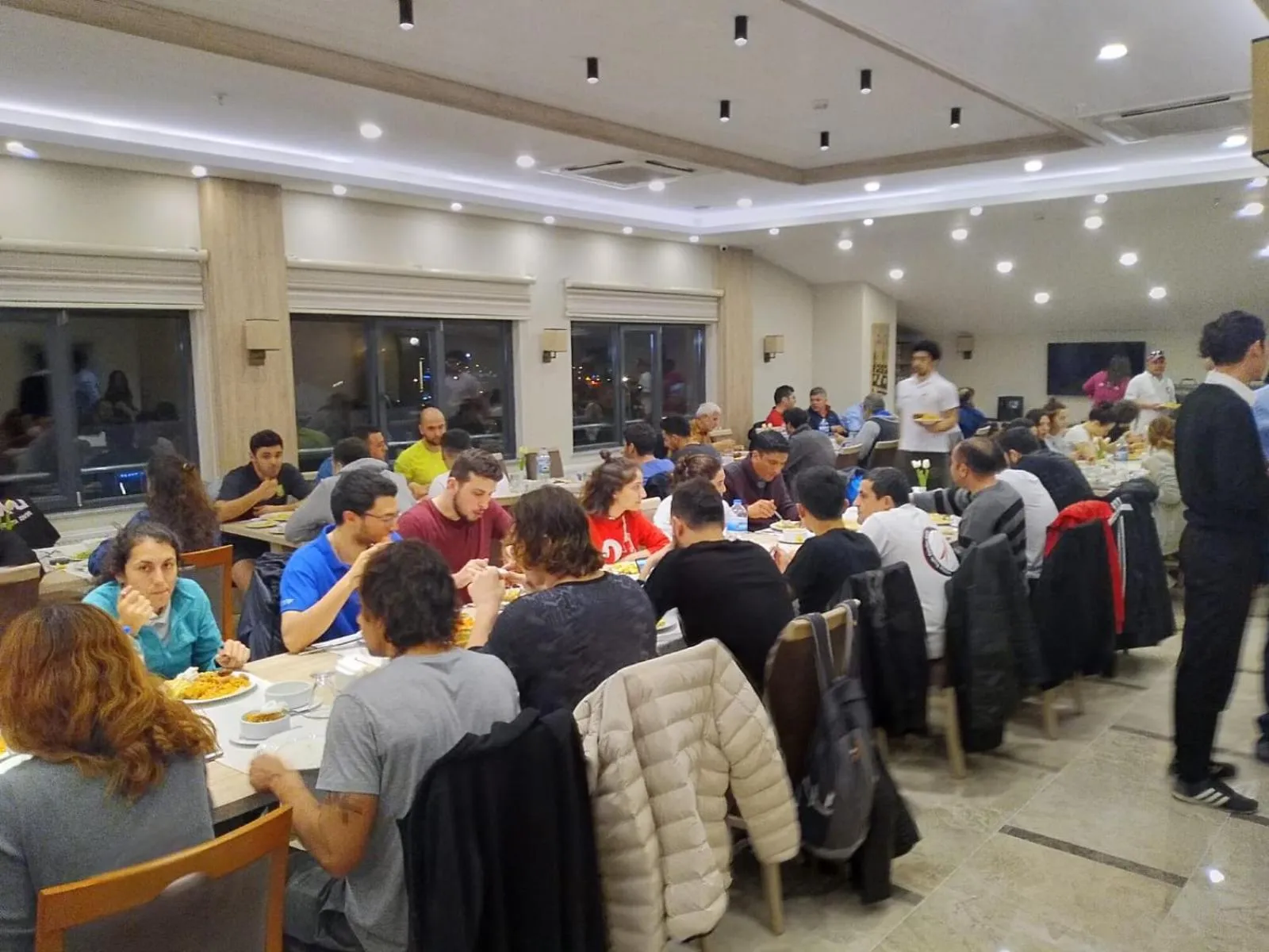 Restaurant/places to eat in Oytun Park Hotel