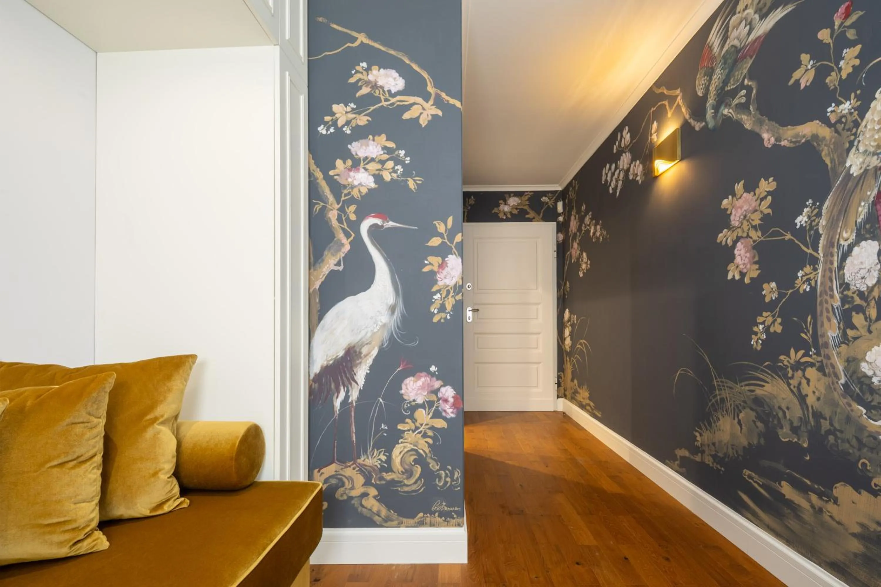 Decorative detail in Corte Calzaiuoli Elegant Suites