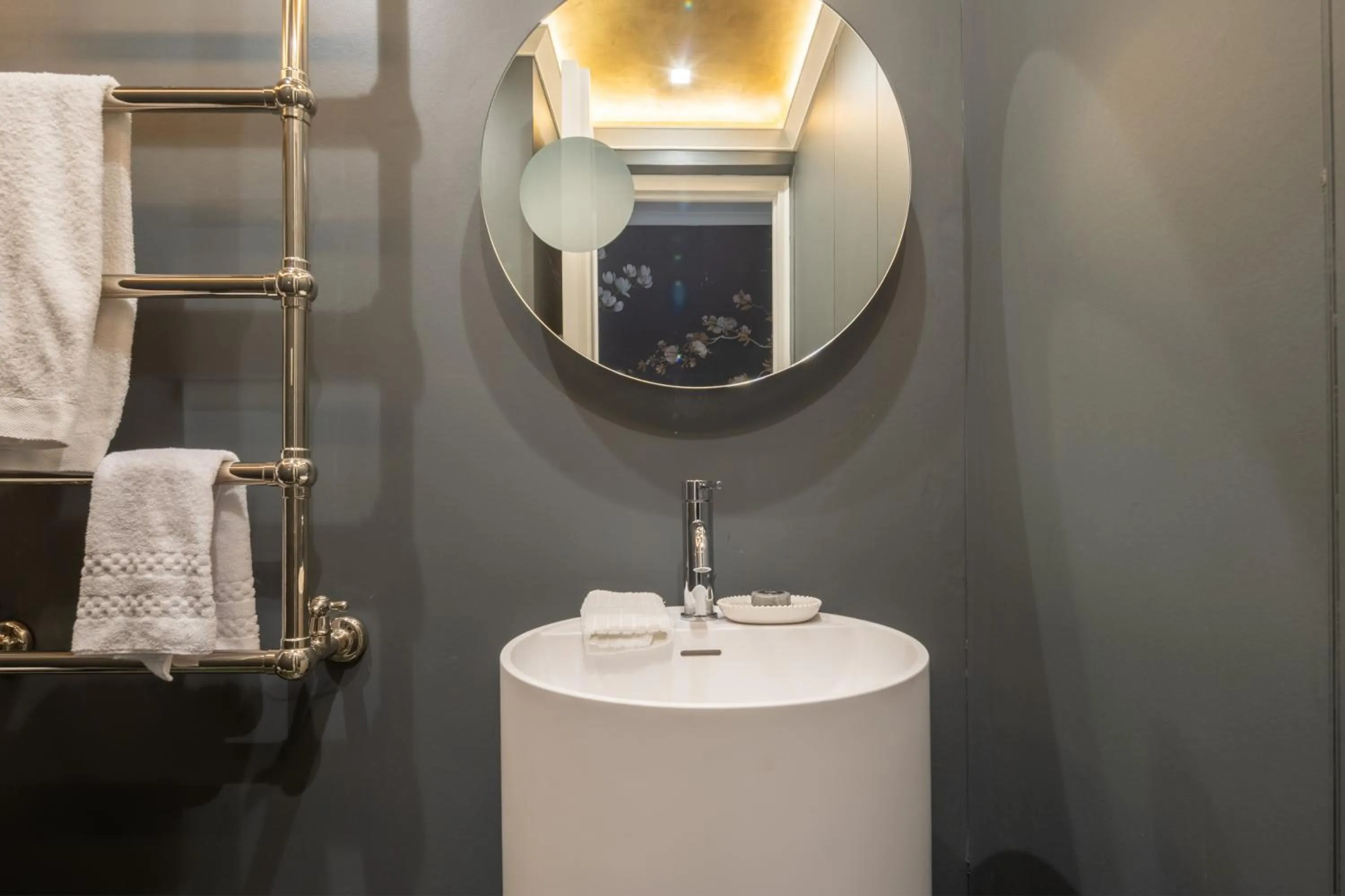 Bathroom in Corte Calzaiuoli Elegant Suites