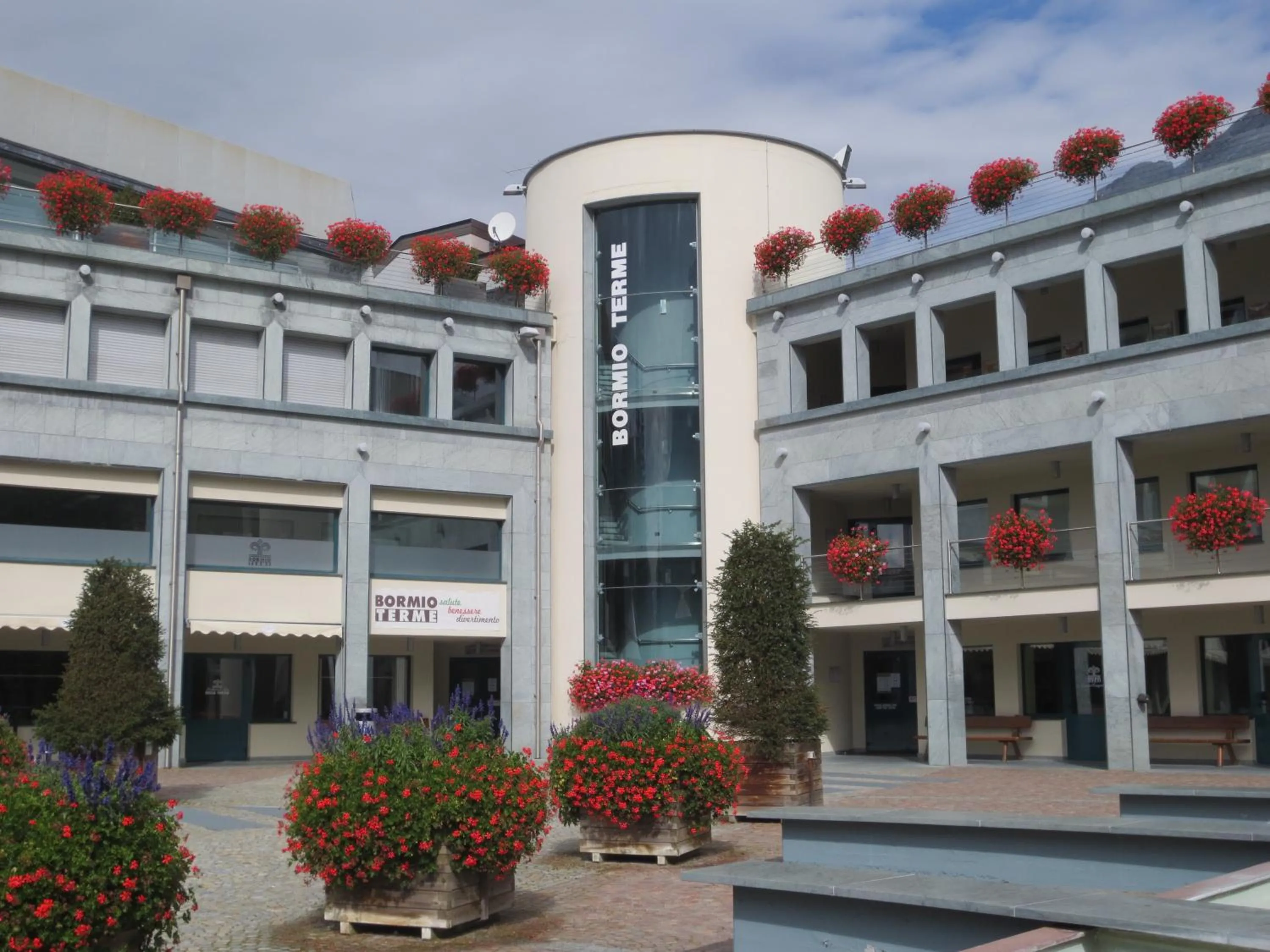 Nearby landmark in Baita al Pian