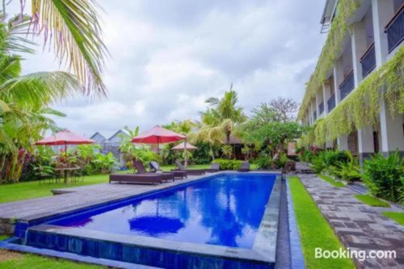 Swimming pool in Puri Canggu Rooms 2