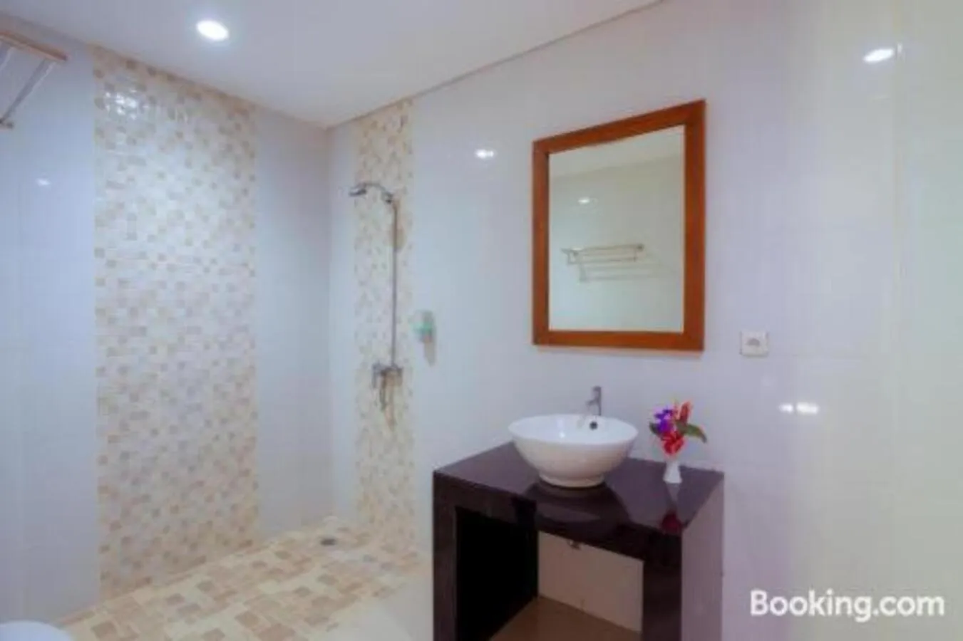 Bathroom in Puri Canggu Rooms 2
