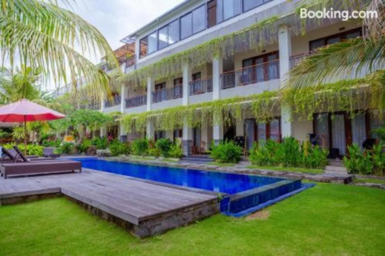 Swimming pool in Puri Canggu Rooms 2
