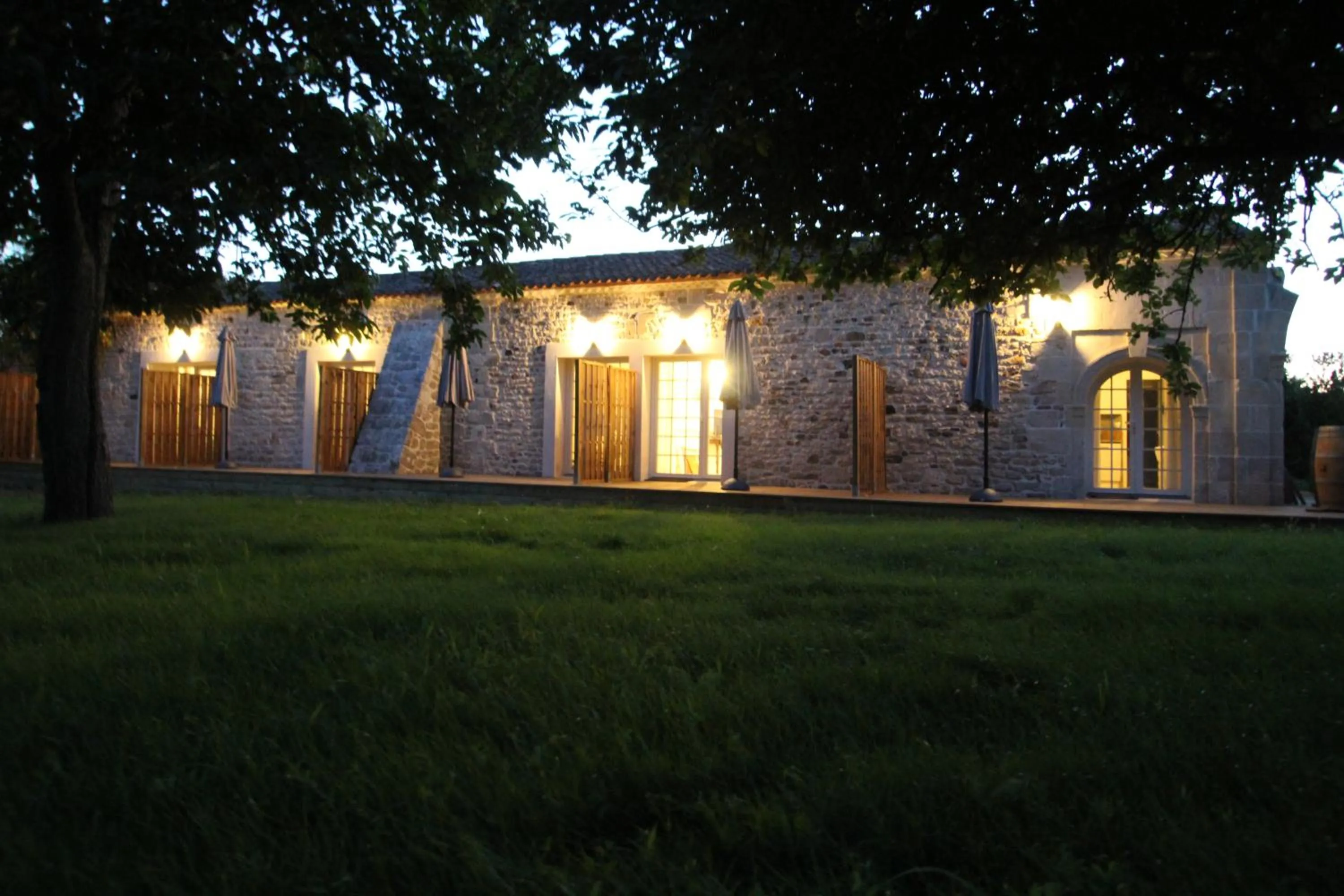 Facade/entrance in Domaine du Galon d'Or