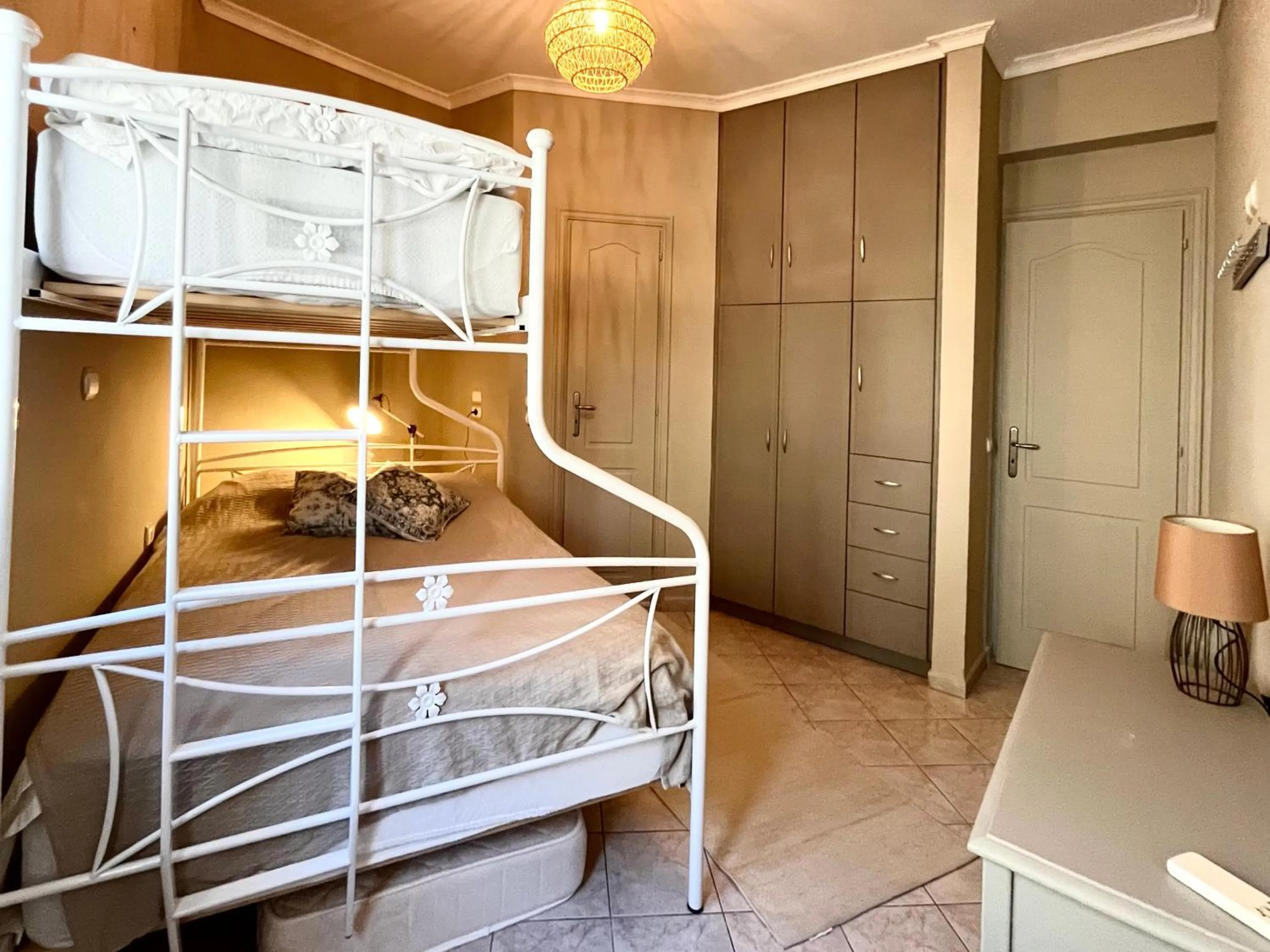 bunk bed, Bed in Pantheon Apartments & Studios