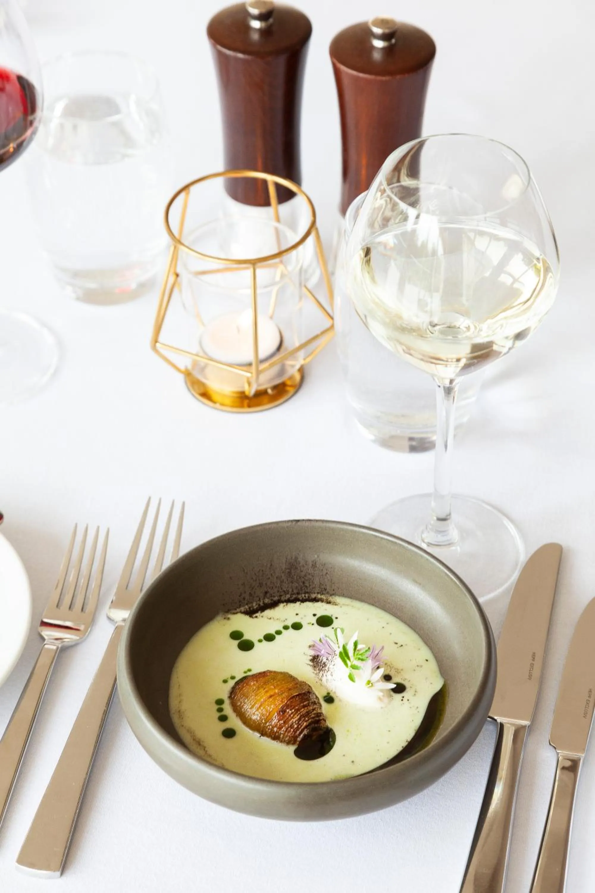 Restaurant/places to eat in Lough Eske Castle