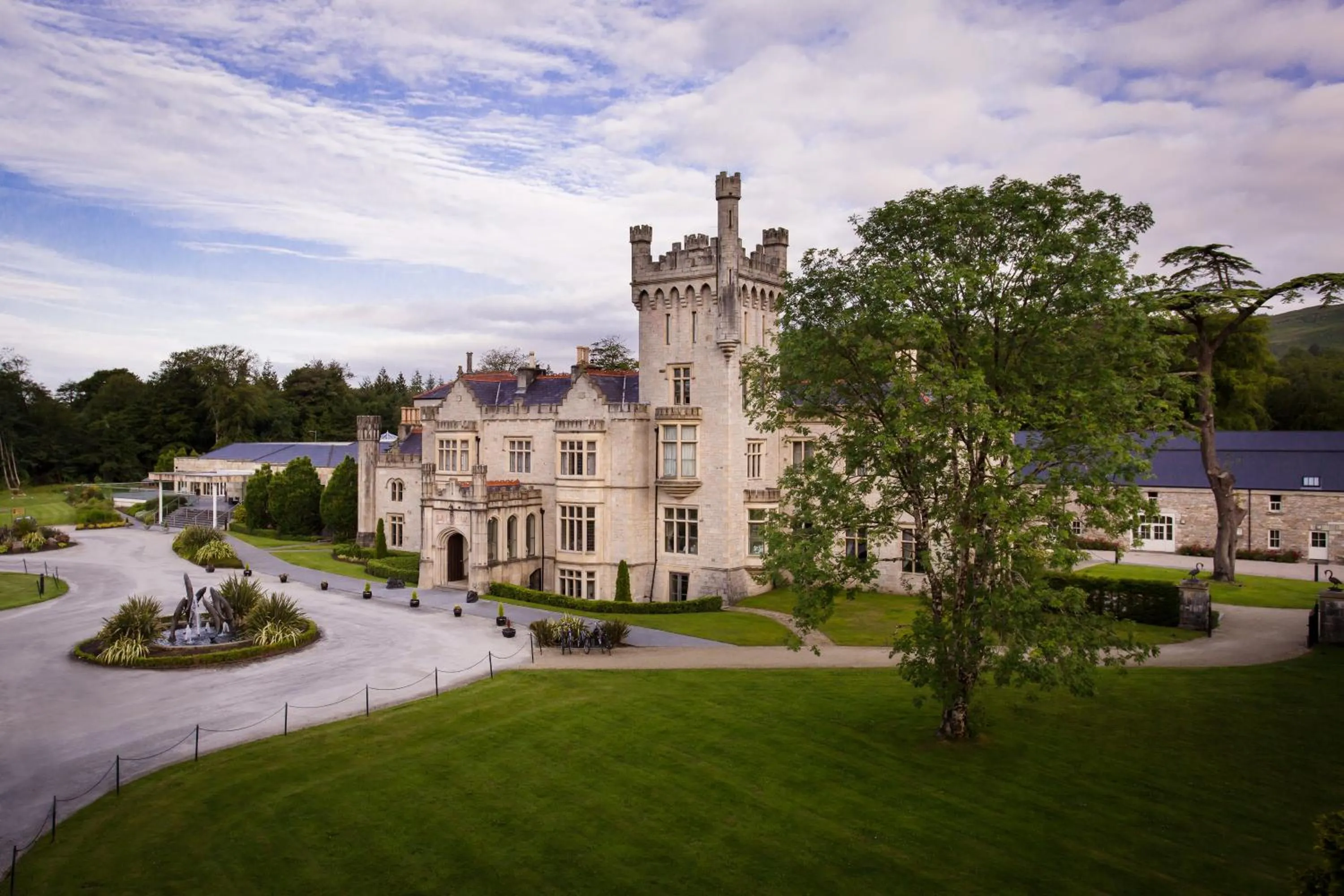 Facade/entrance in Lough Eske Castle