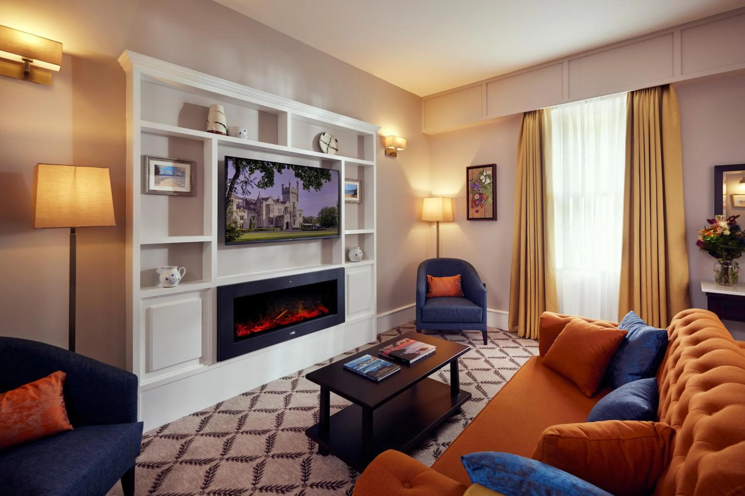 Living room in Lough Eske Castle