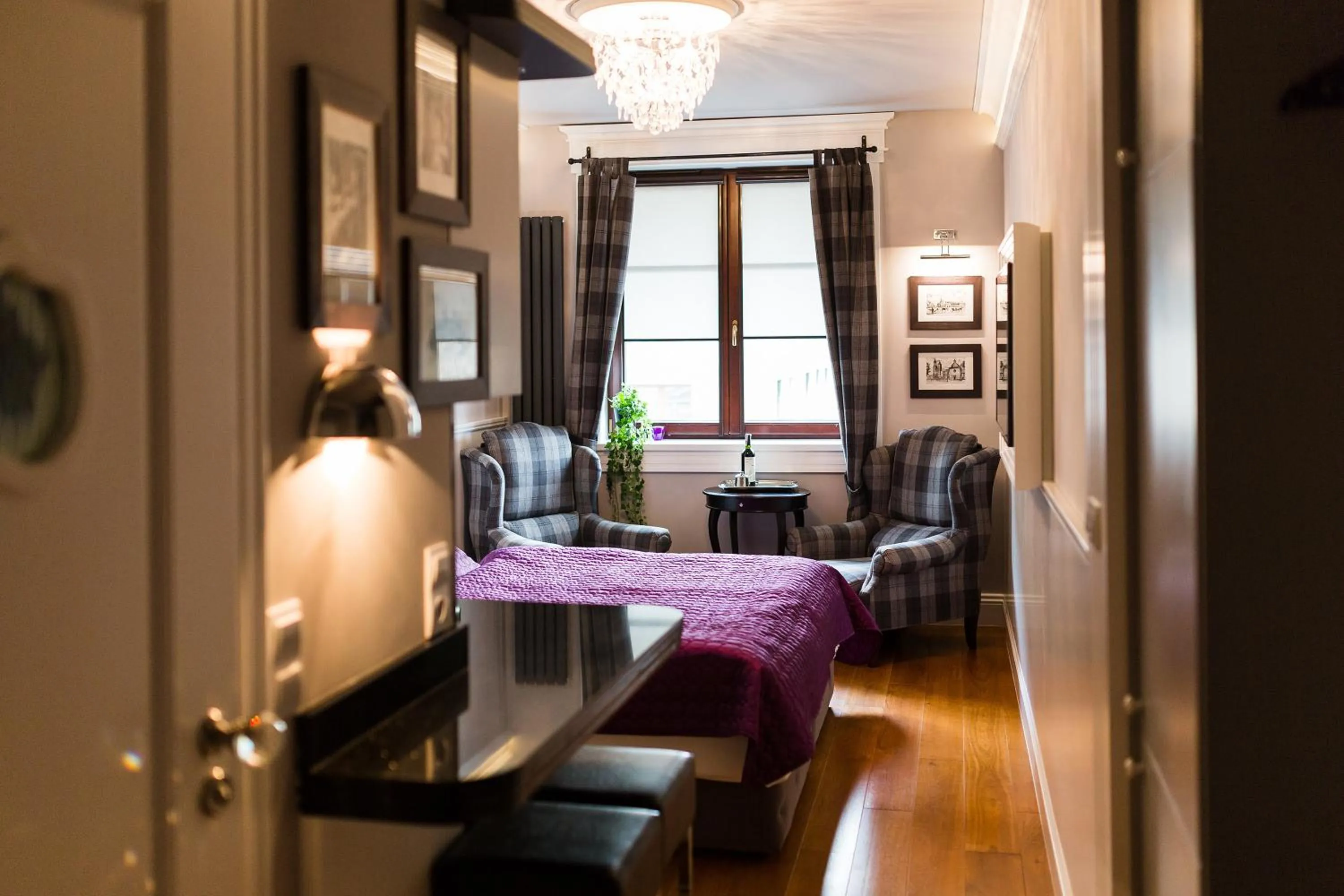 Photo of the whole room in Parkside Apartments Old Town