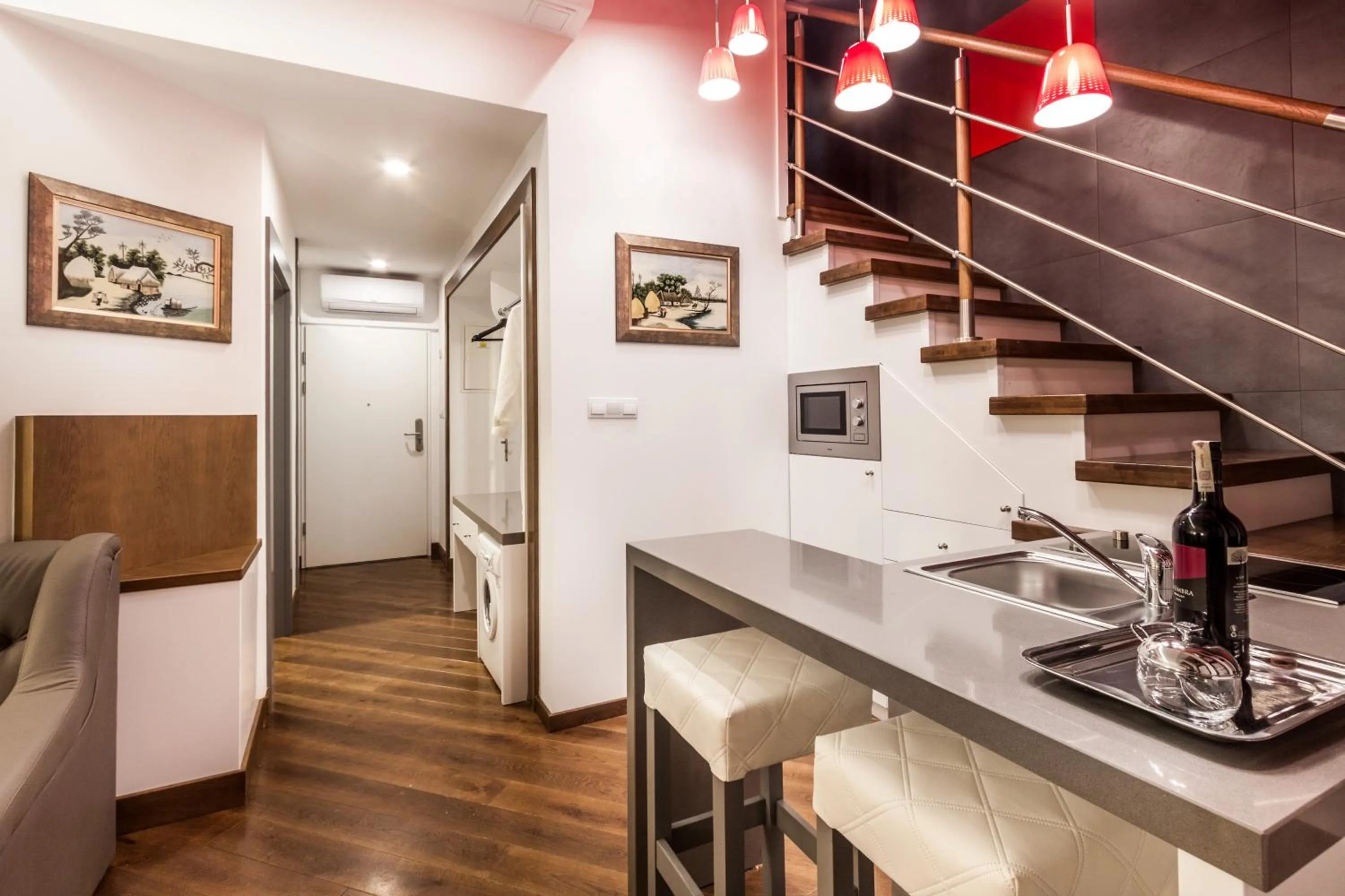 Kitchen or kitchenette in Parkside Apartments Old Town