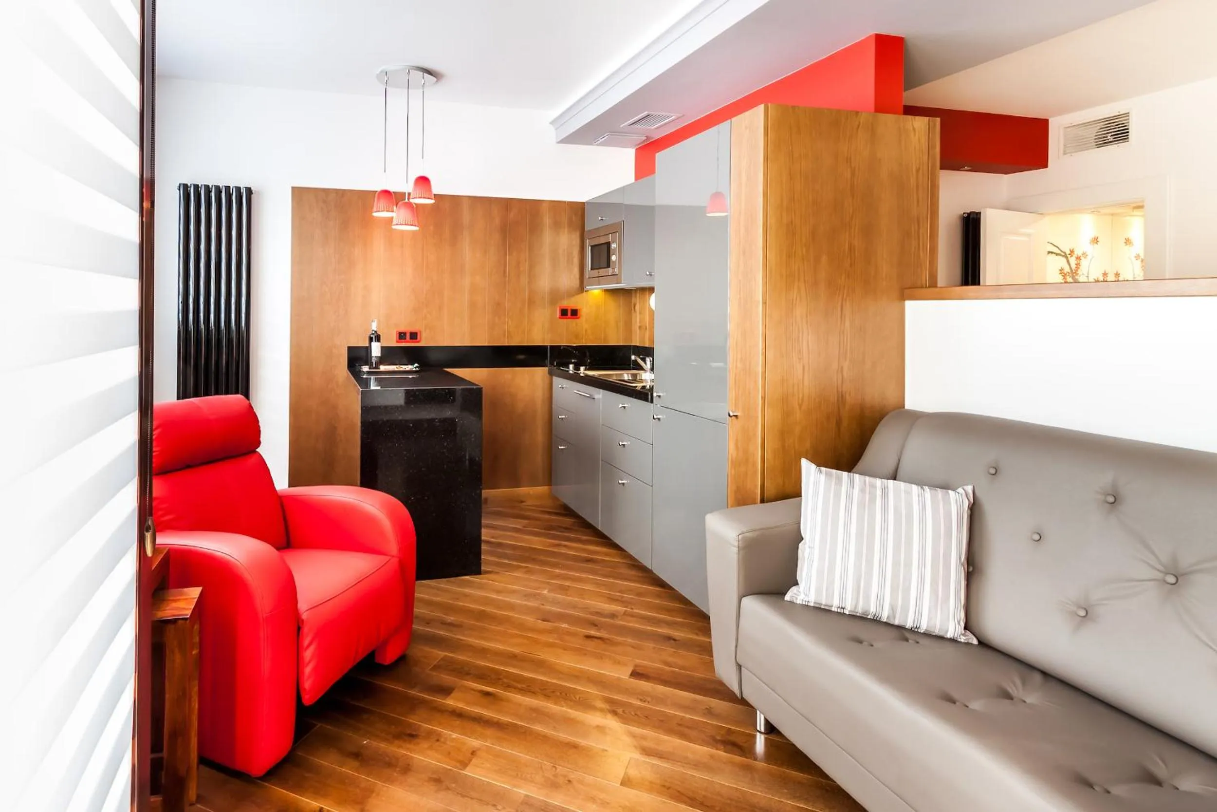 Kitchen or kitchenette in Parkside Apartments Old Town