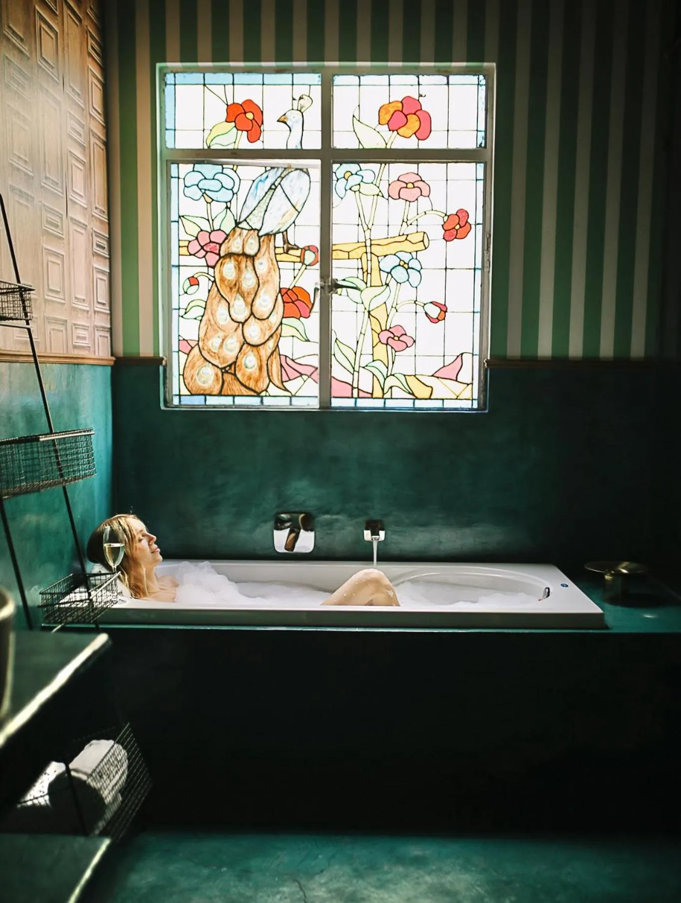 Bath in Pug Seal Polanco Anatole France