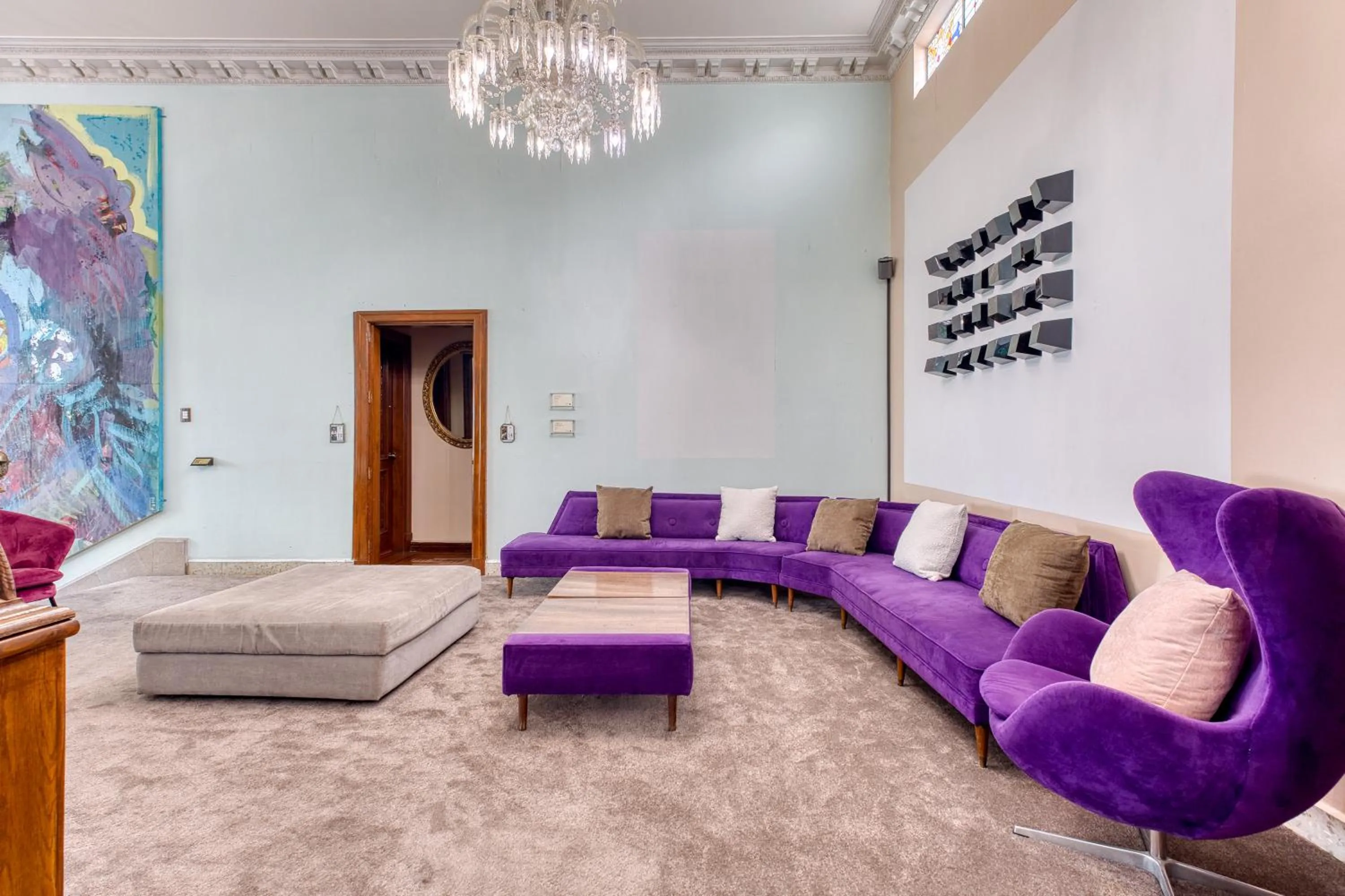 Pug Seal Polanco Anatole France