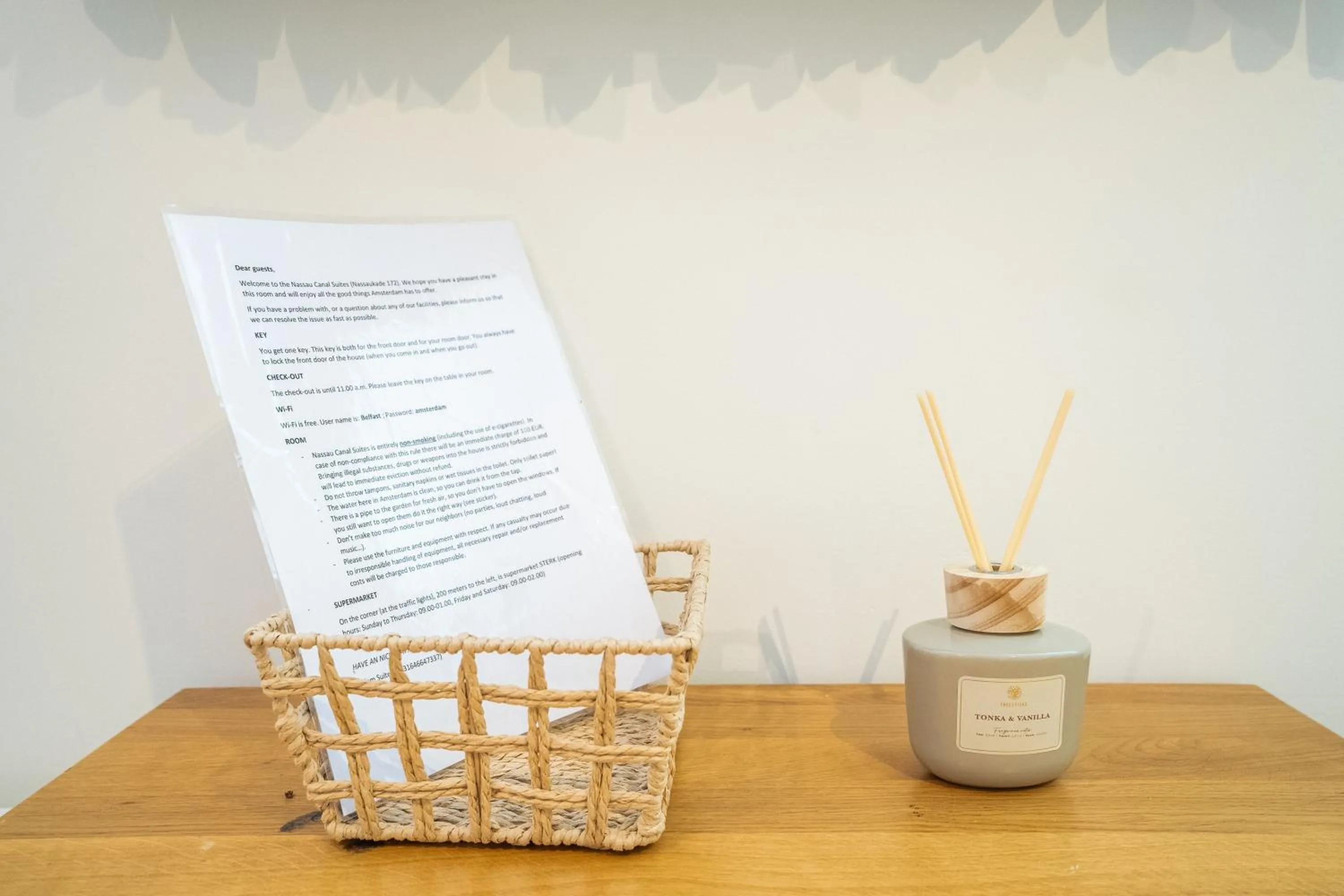 Nassau Canal Suites - in the heart of the city