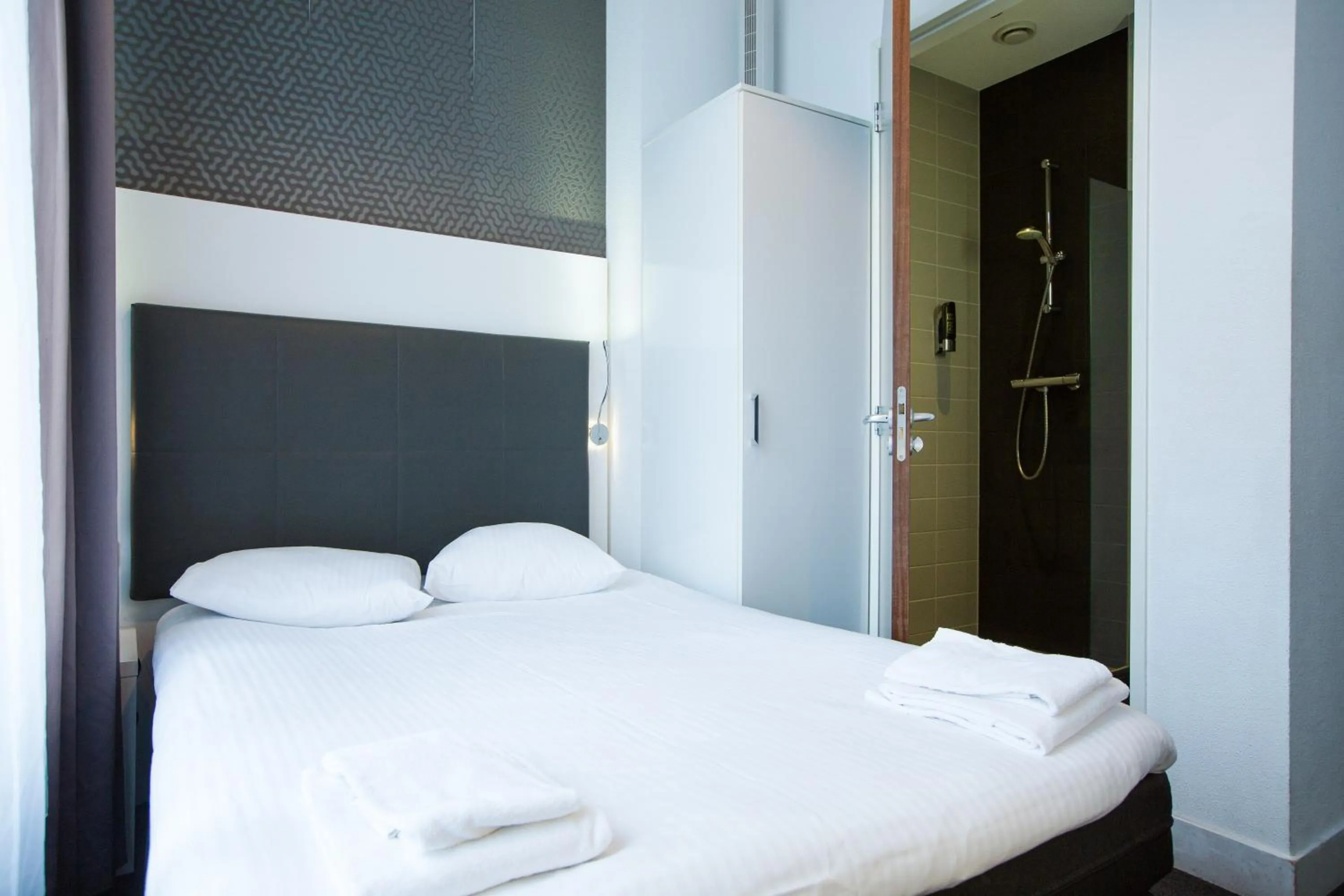 Bed in Hotel Vossius Vondelpark