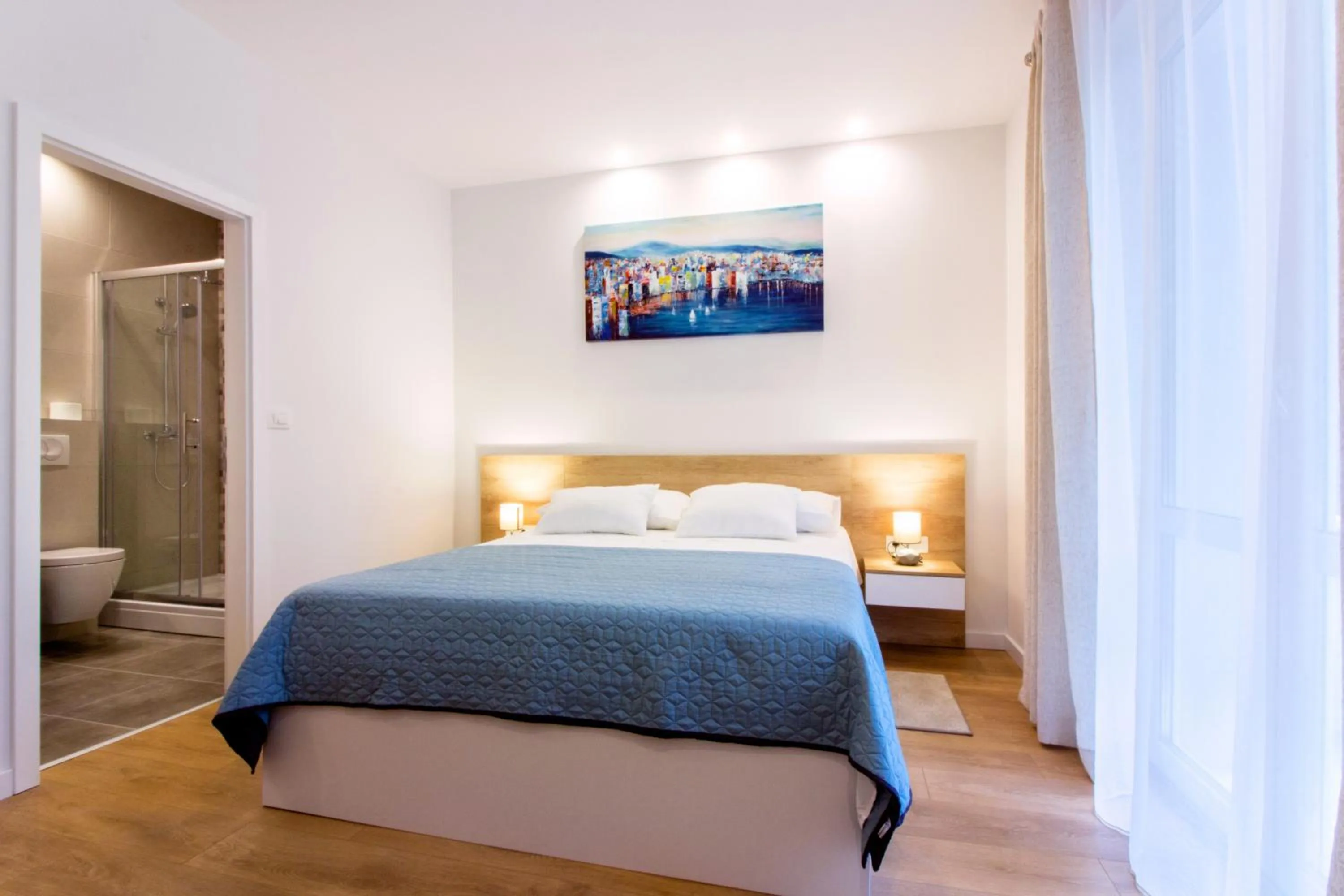 Toilet, Bed in Lugo Apartments