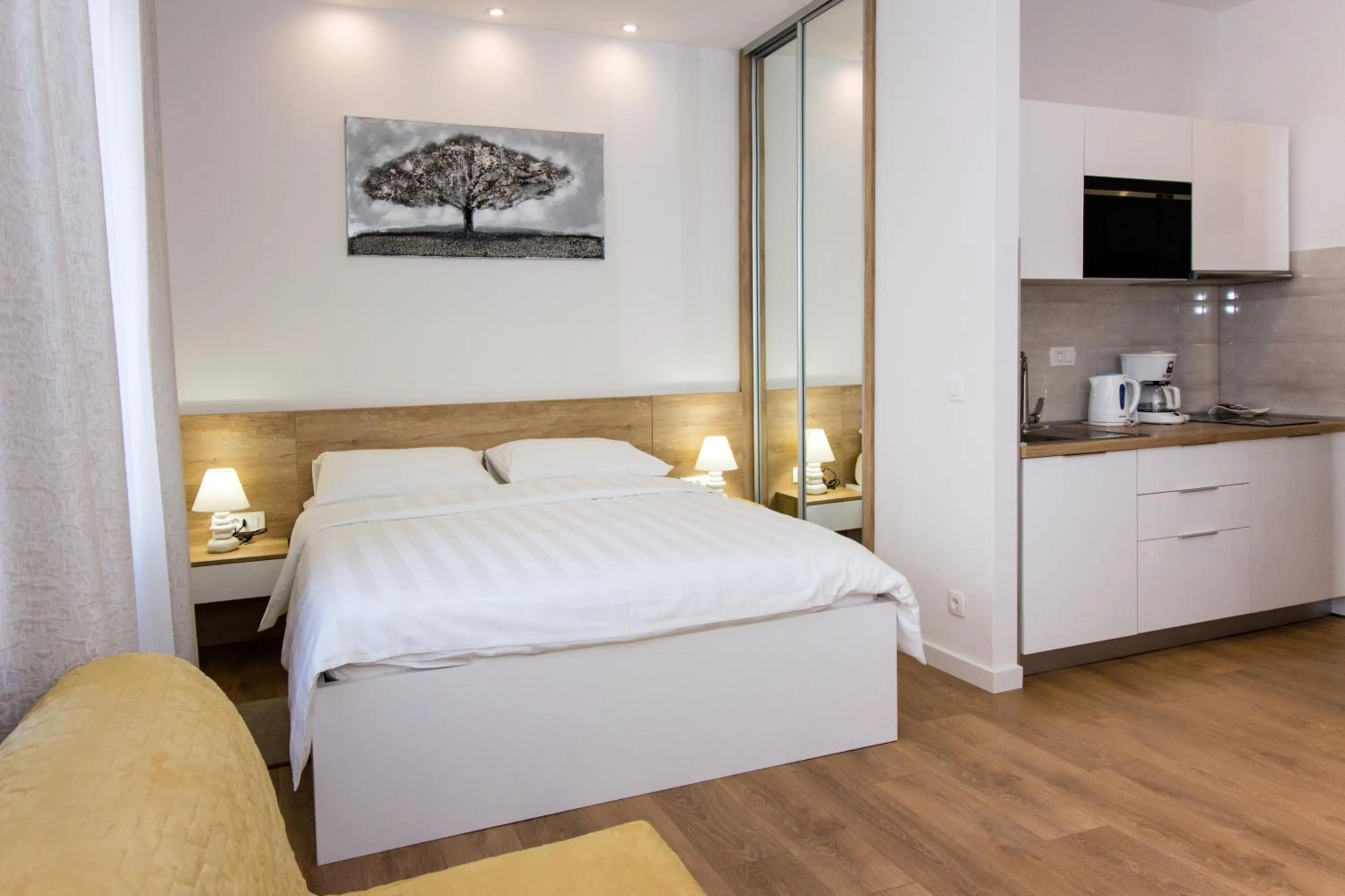 Bed in Lugo Apartments