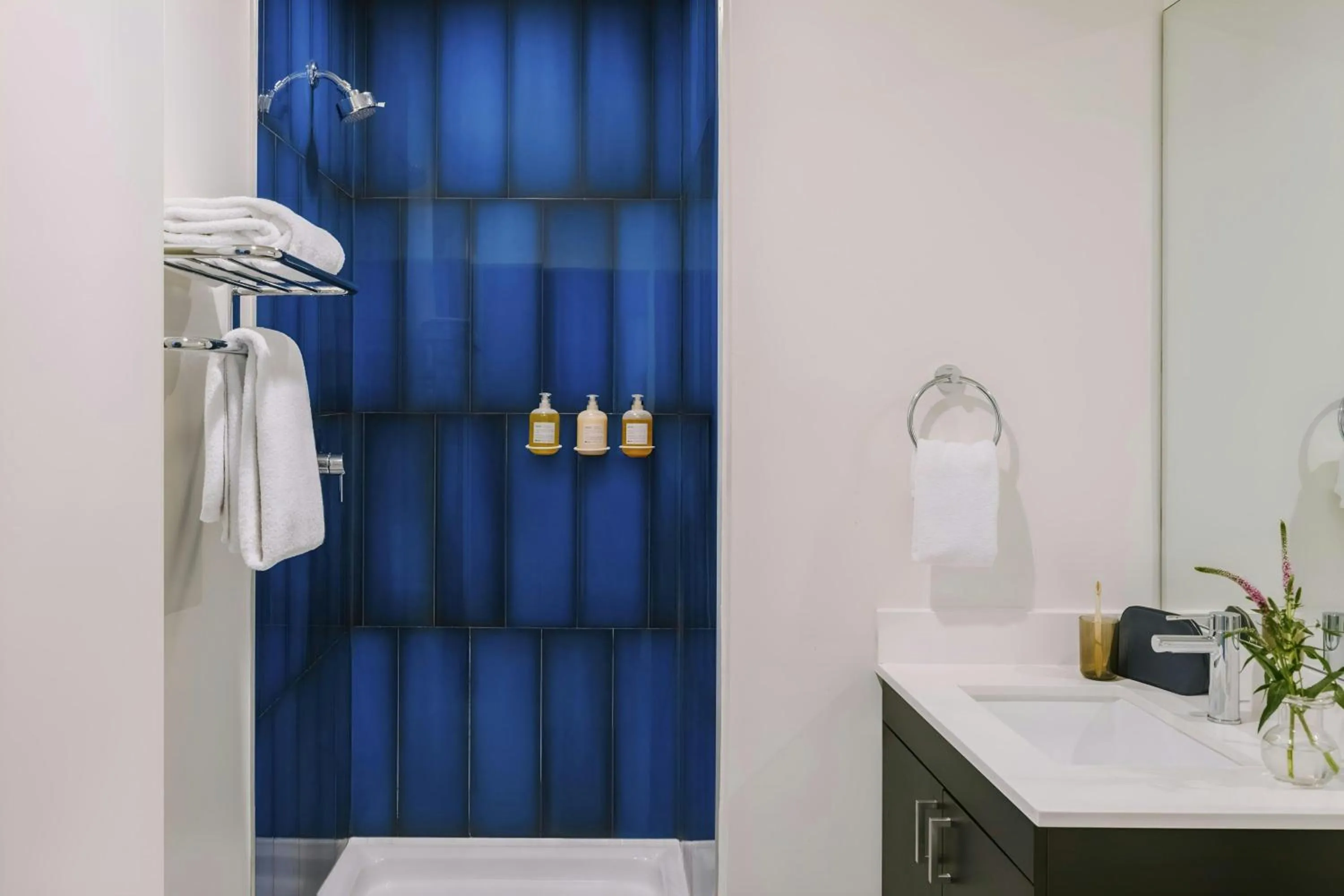 Bathroom in Sonder by Marriott Bonvoy The Plymouth Apartments Loop