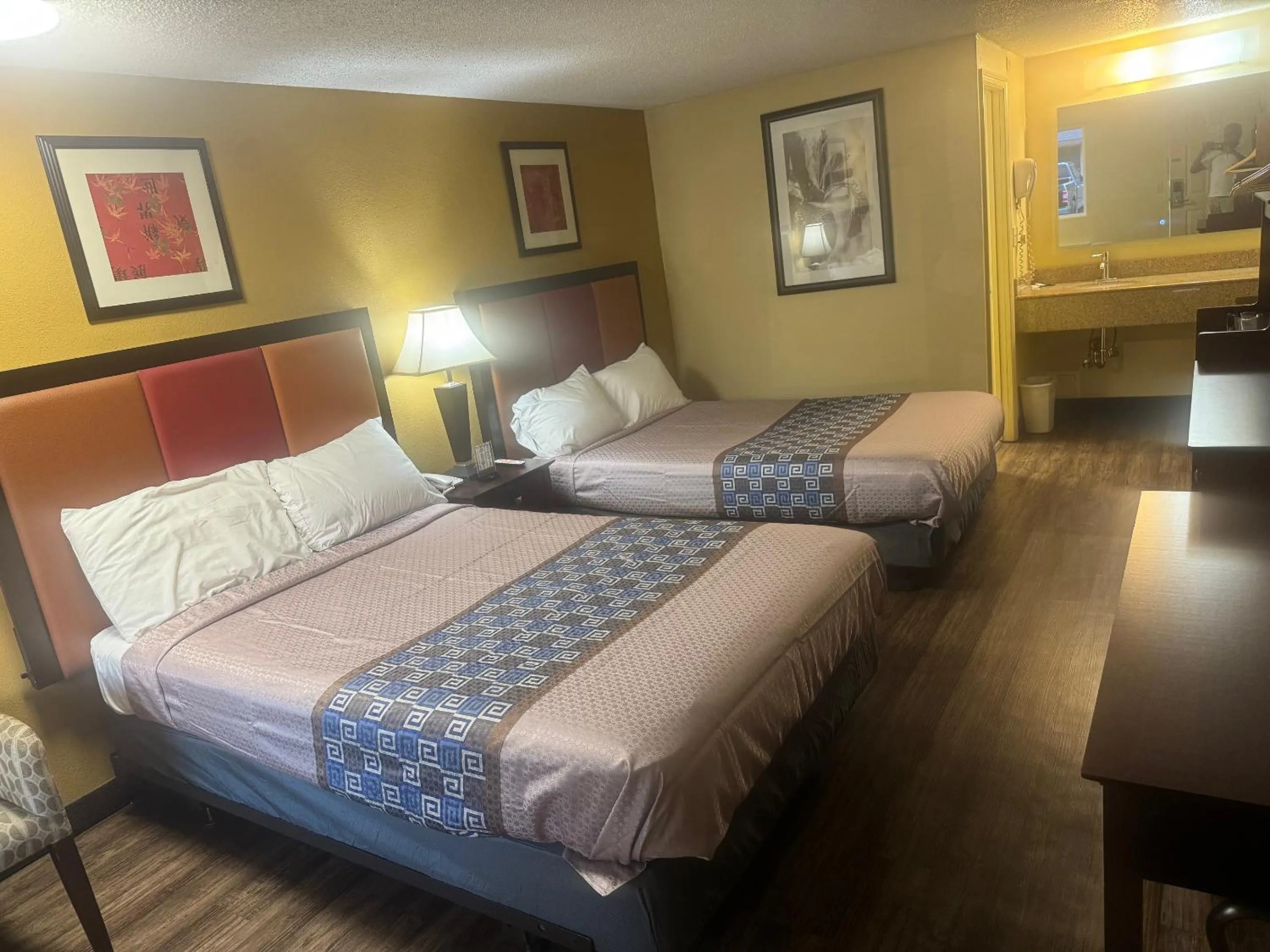 Bed in Somatel Goodlettsville