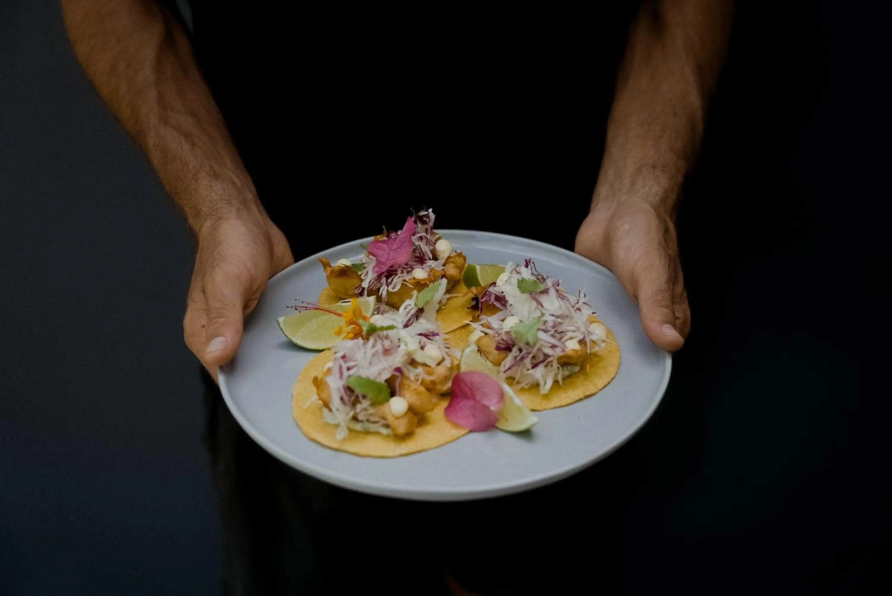 Restaurant/places to eat in Hotel Nya