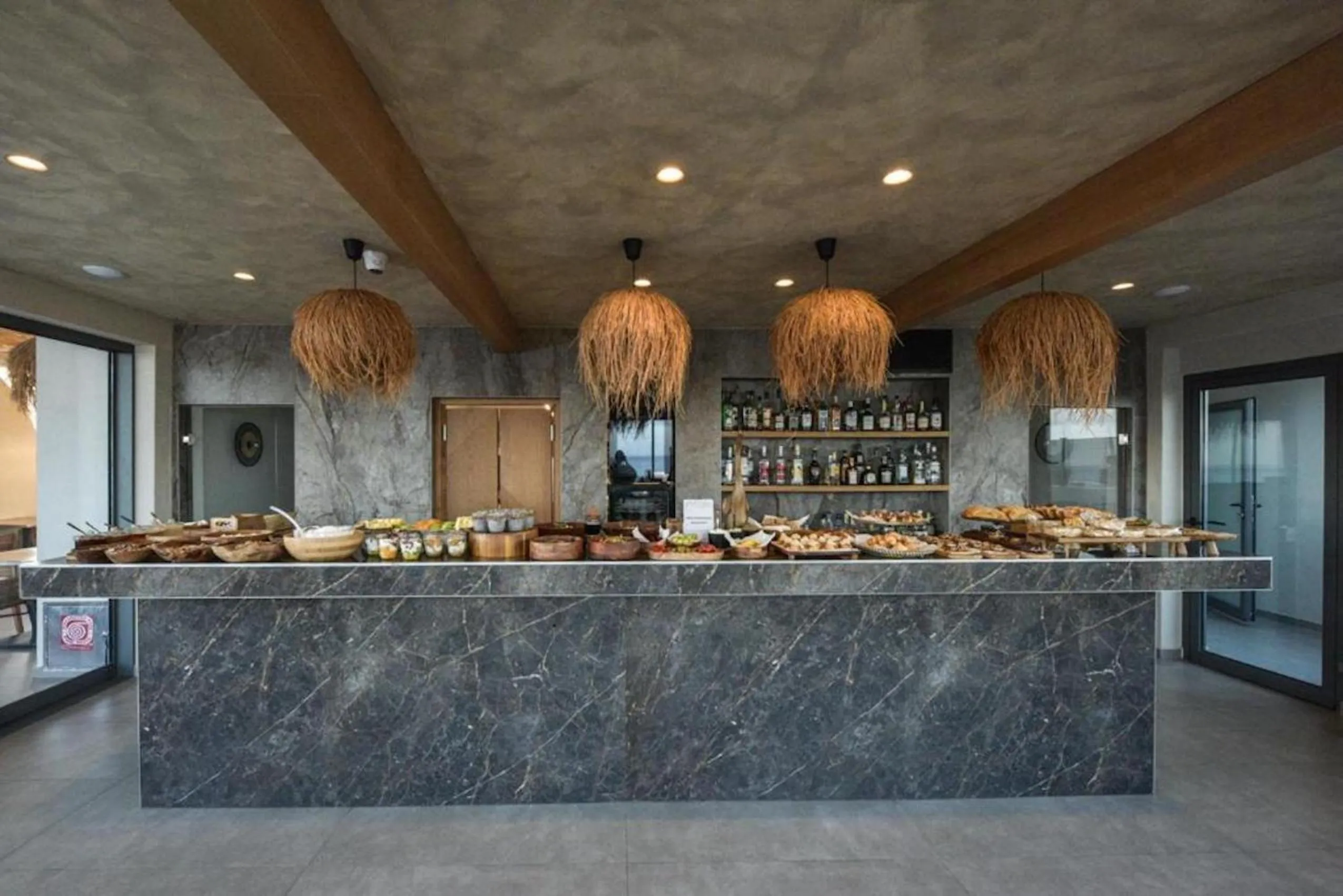 Food and drinks in Evexia Boutique Hotel & Spa