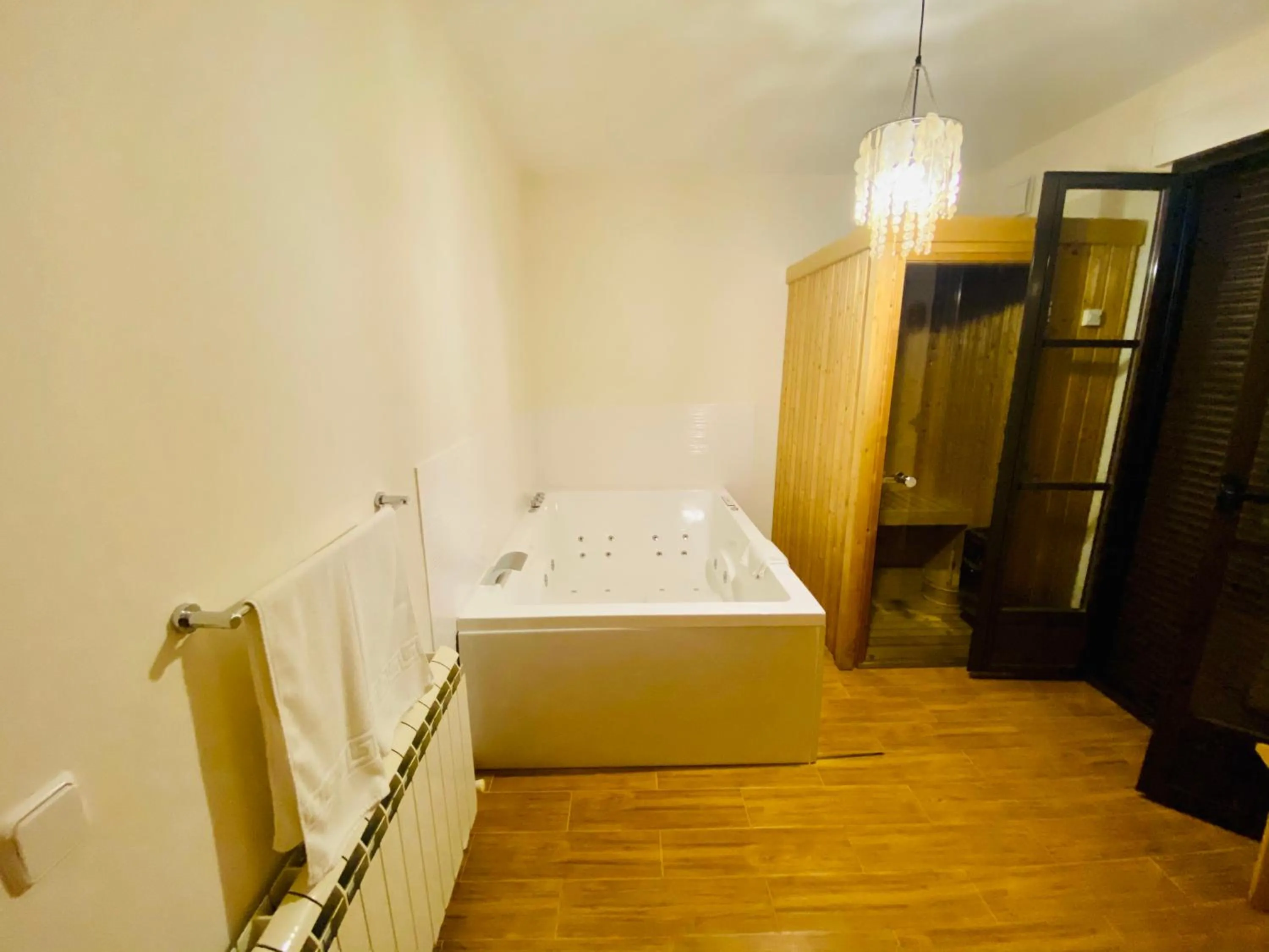 Massage, Bed in Chinchon Spa