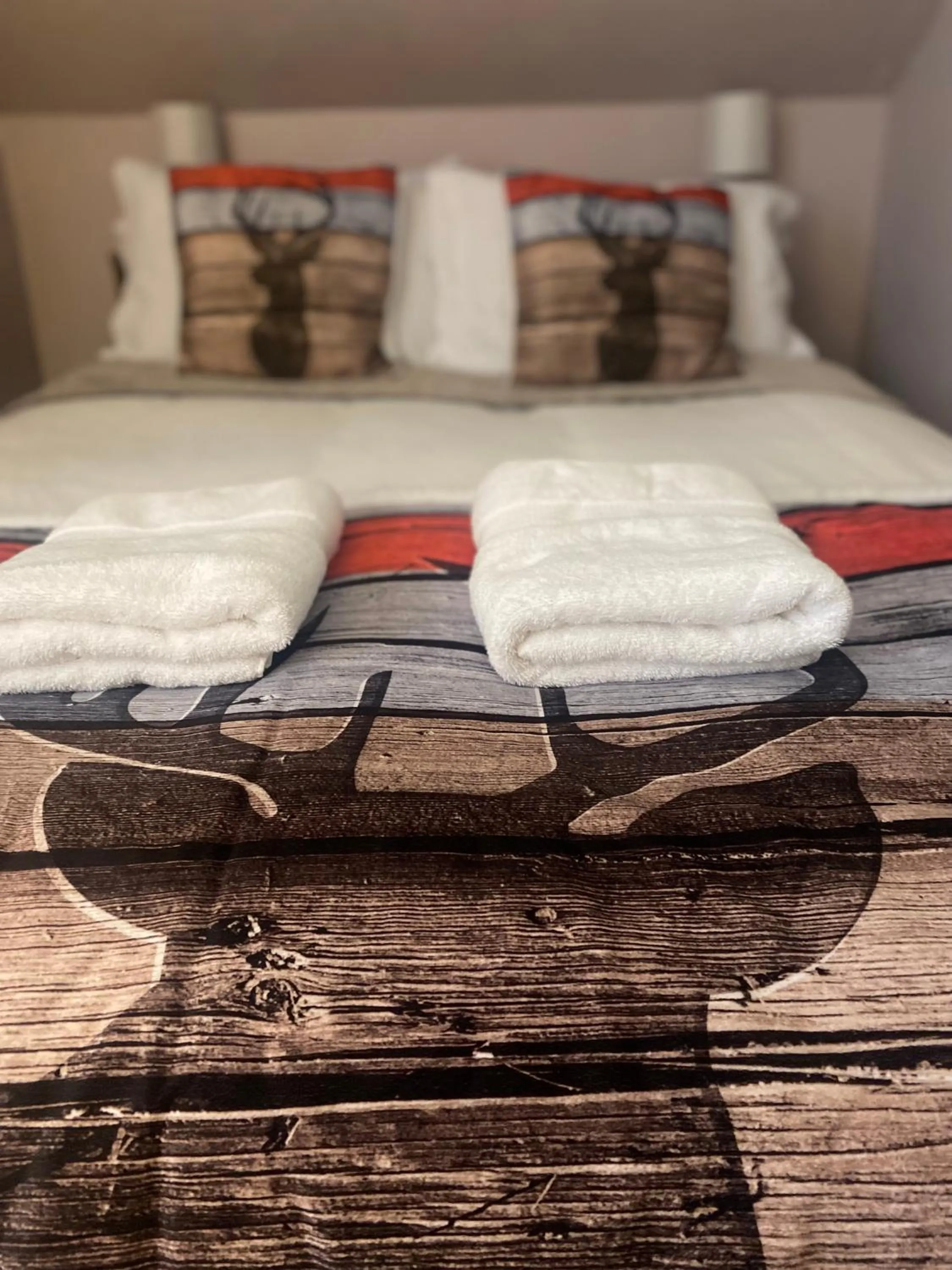 Bed in Blue Spruce Bed and Breakfast Muskoka