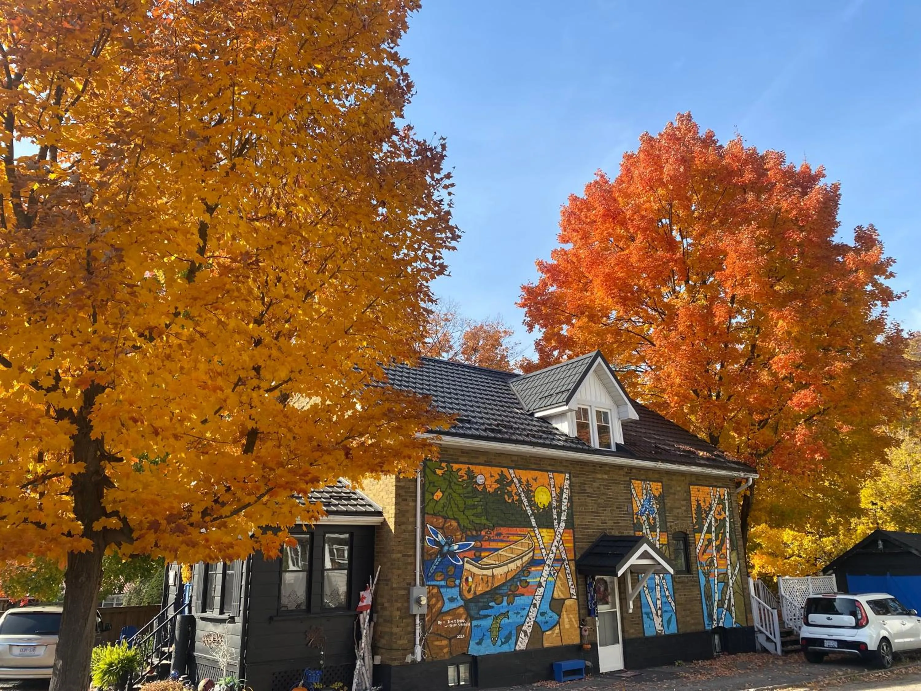 Property building in Blue Spruce Bed and Breakfast Muskoka