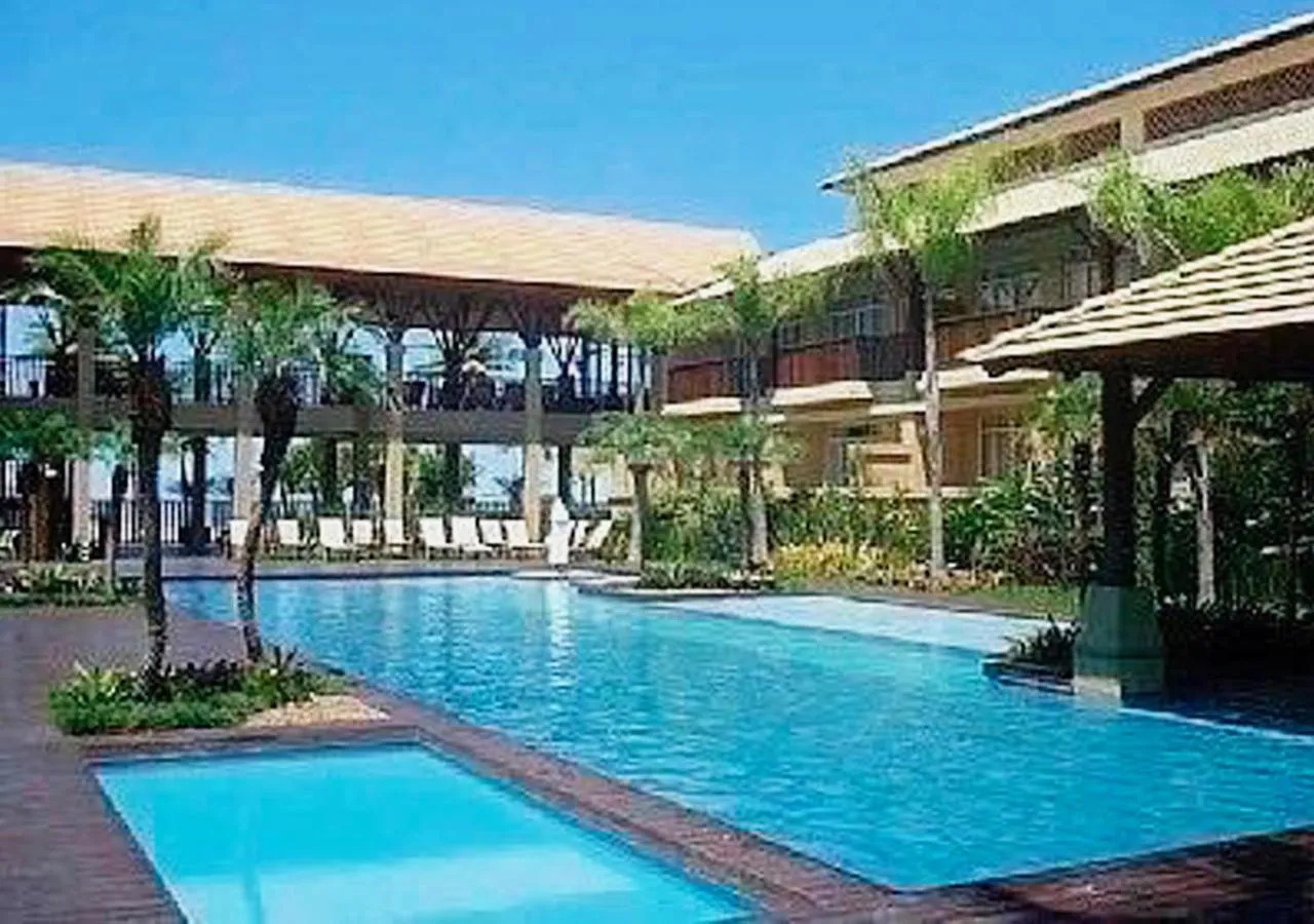Property building in Residências Garcez - Pantai Enseada - Vista Mar