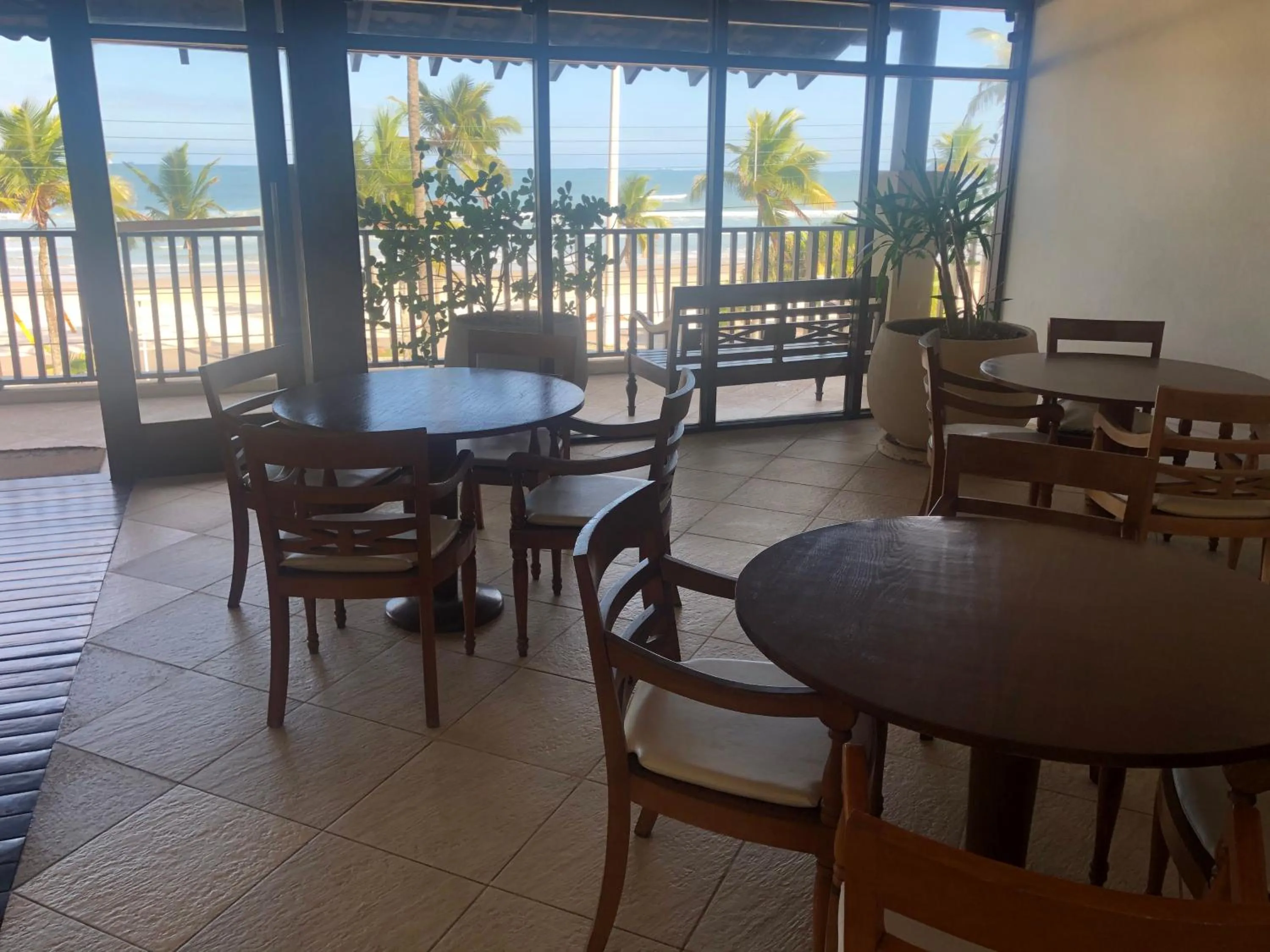 Game Room in Residências Garcez - Pantai Enseada - Vista Mar