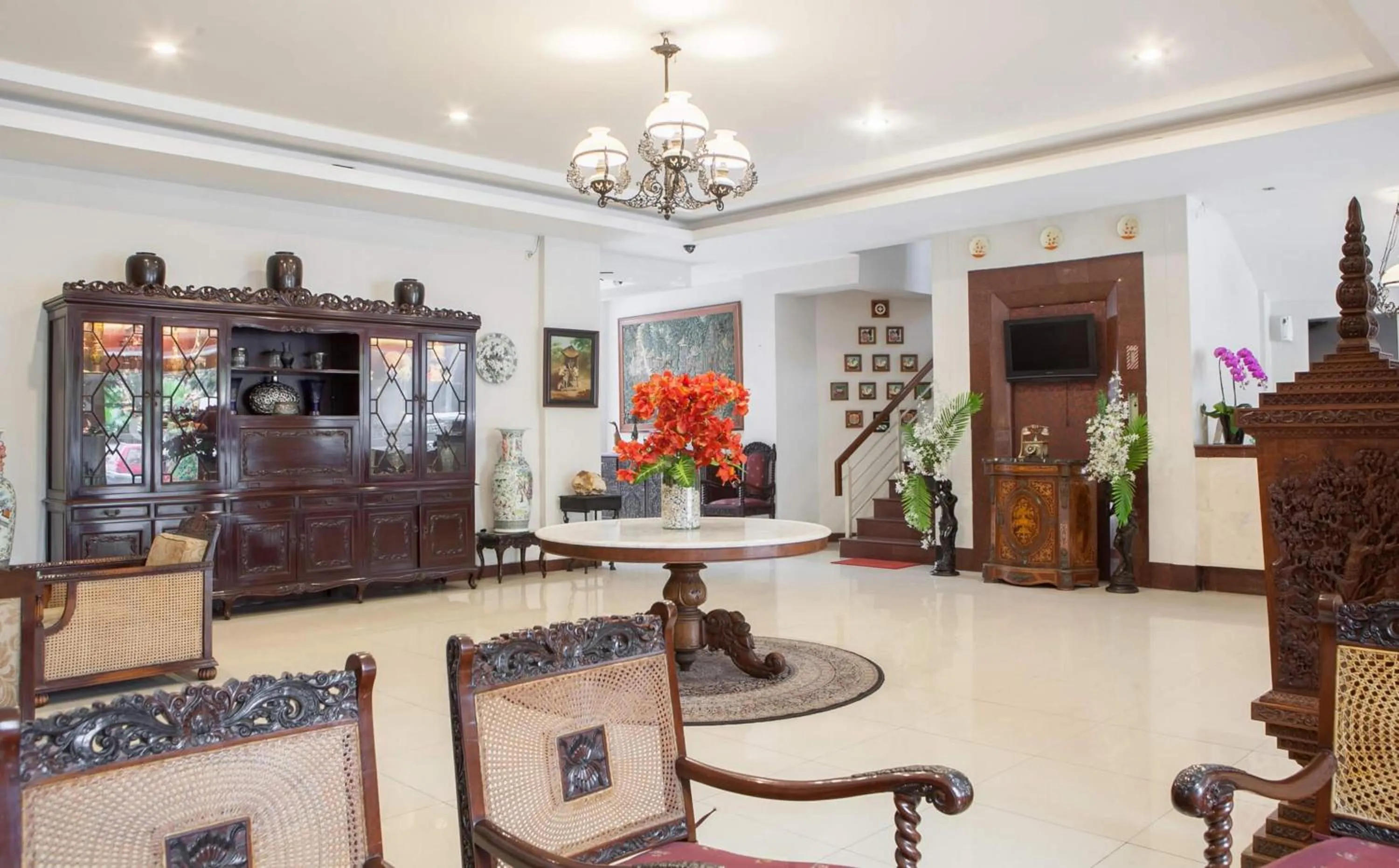 Property building in RedDoorz Near Trans Studio Mall 3