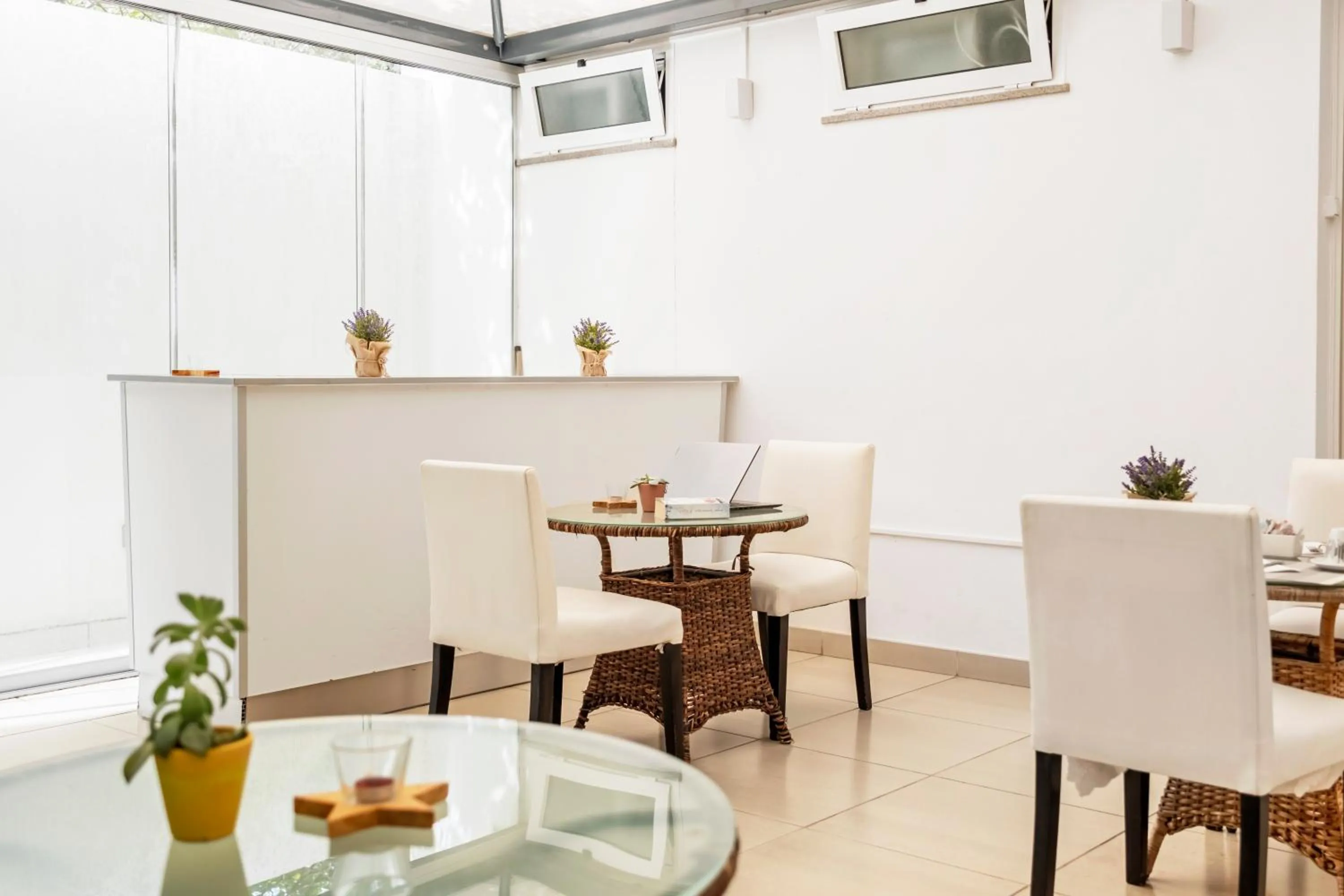Seating area in White Waters Hotel