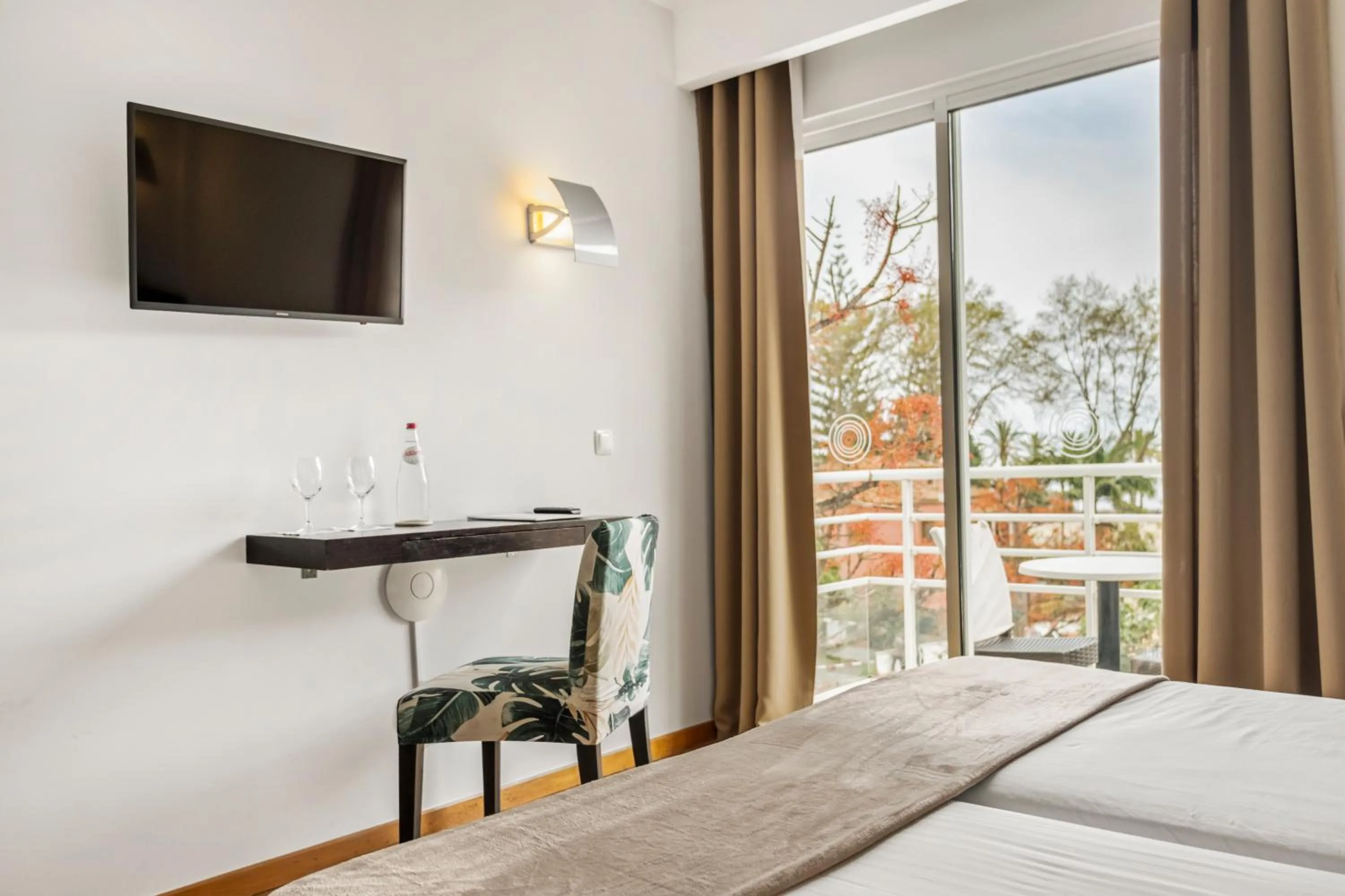 TV and multimedia, Bed in White Waters Hotel