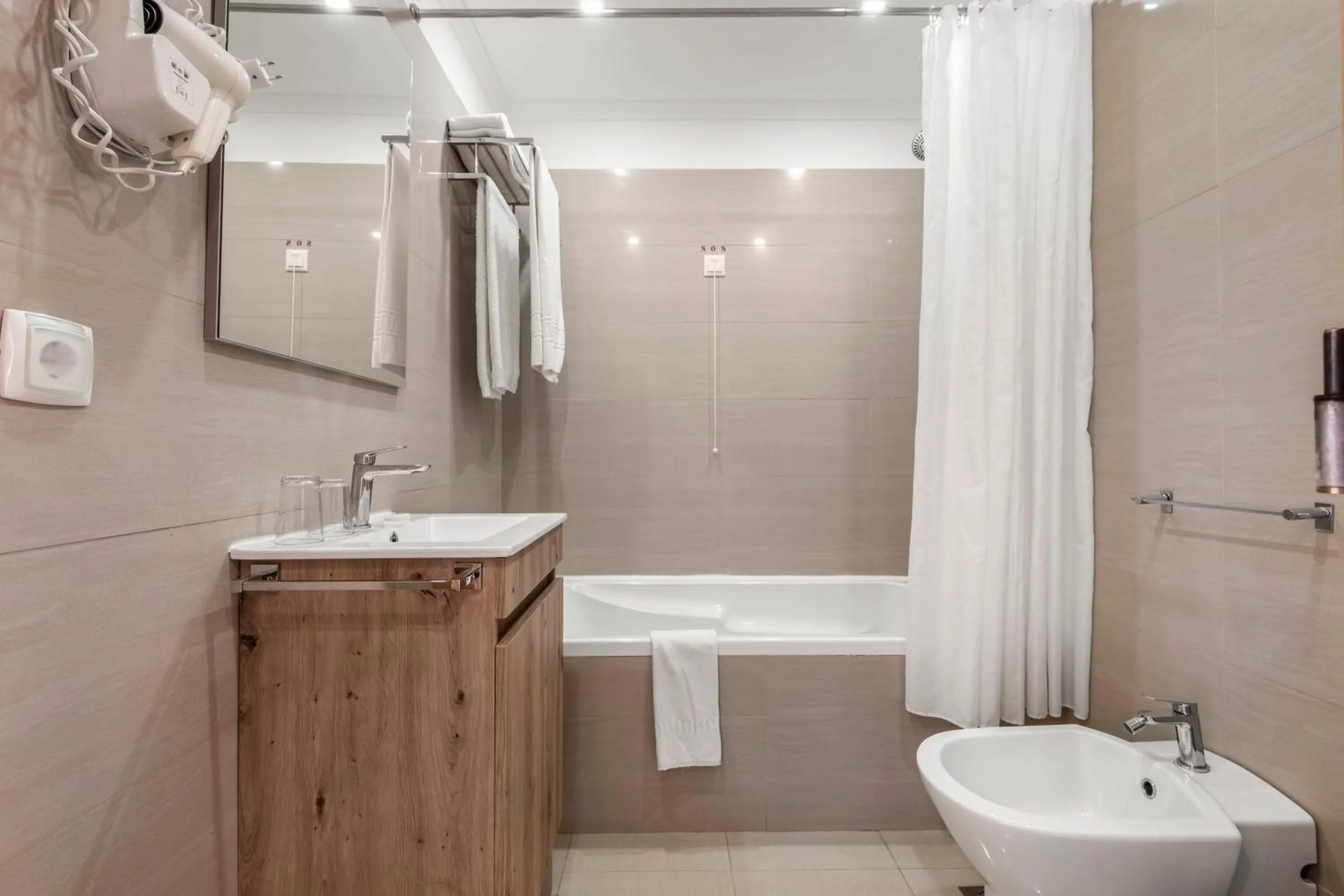 Bathroom in White Waters Hotel