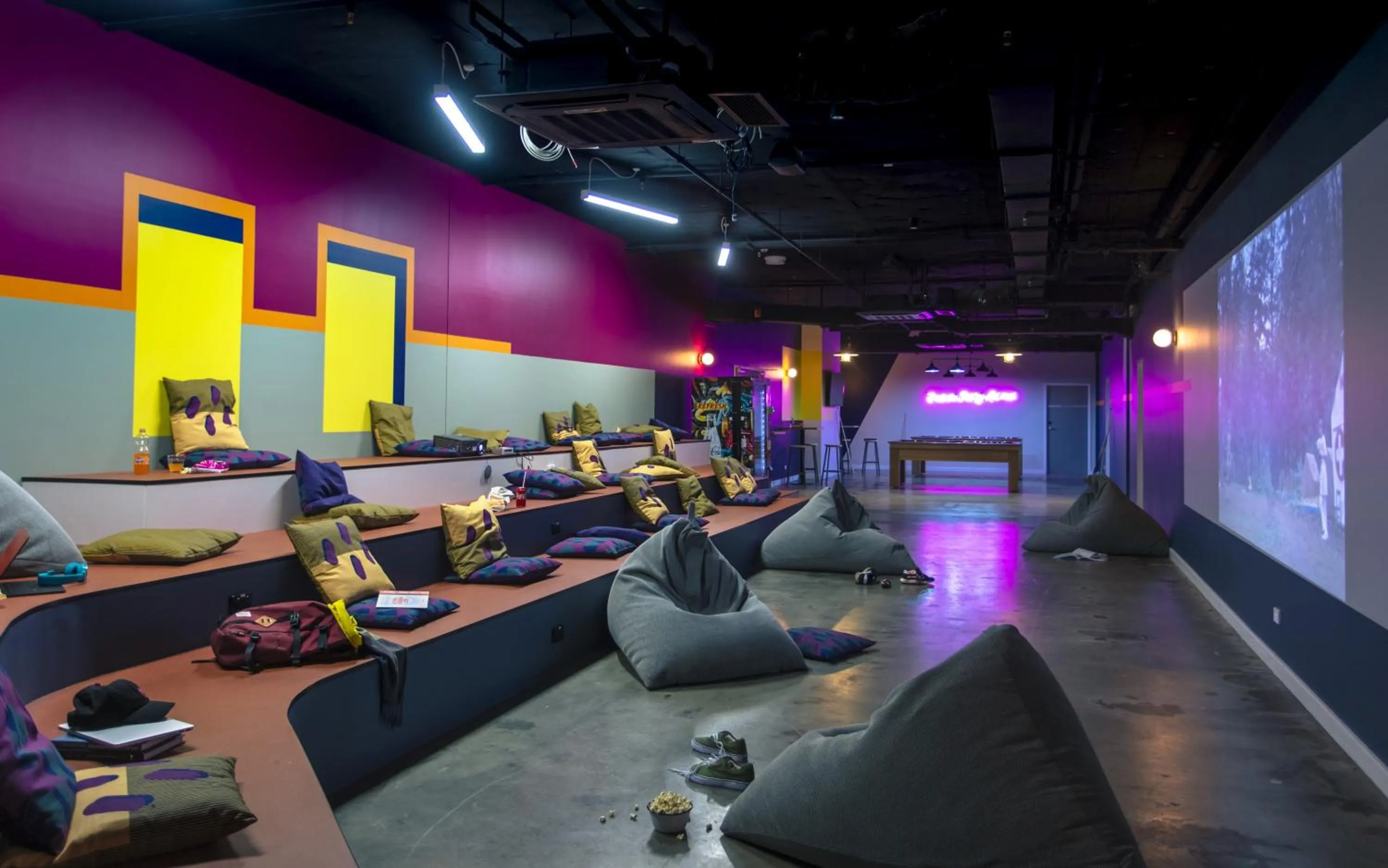 Communal lounge/ TV room in Hostel G Perth