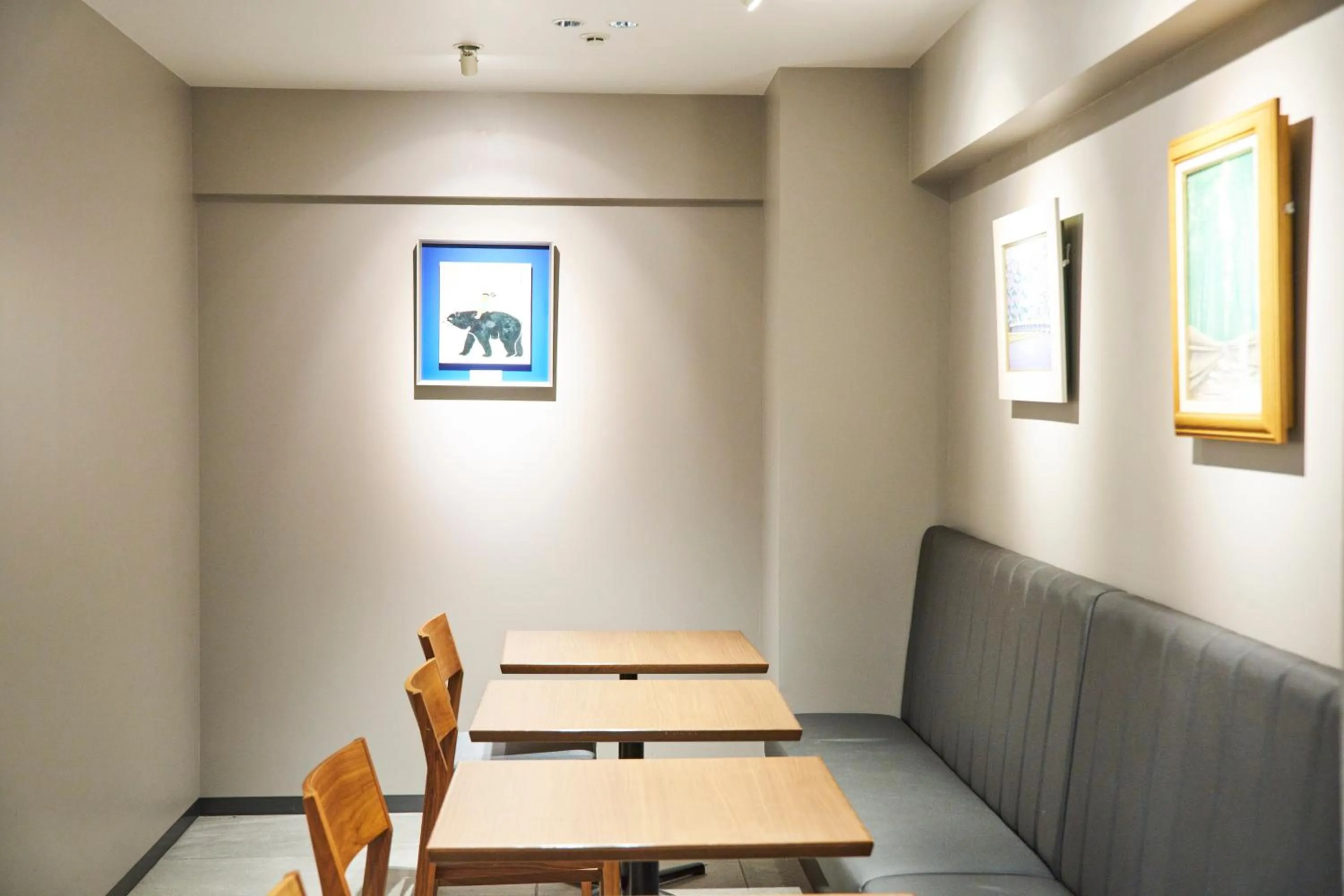 Restaurant/places to eat in Best Western Plus Hotel Fino Osaka Kitahama