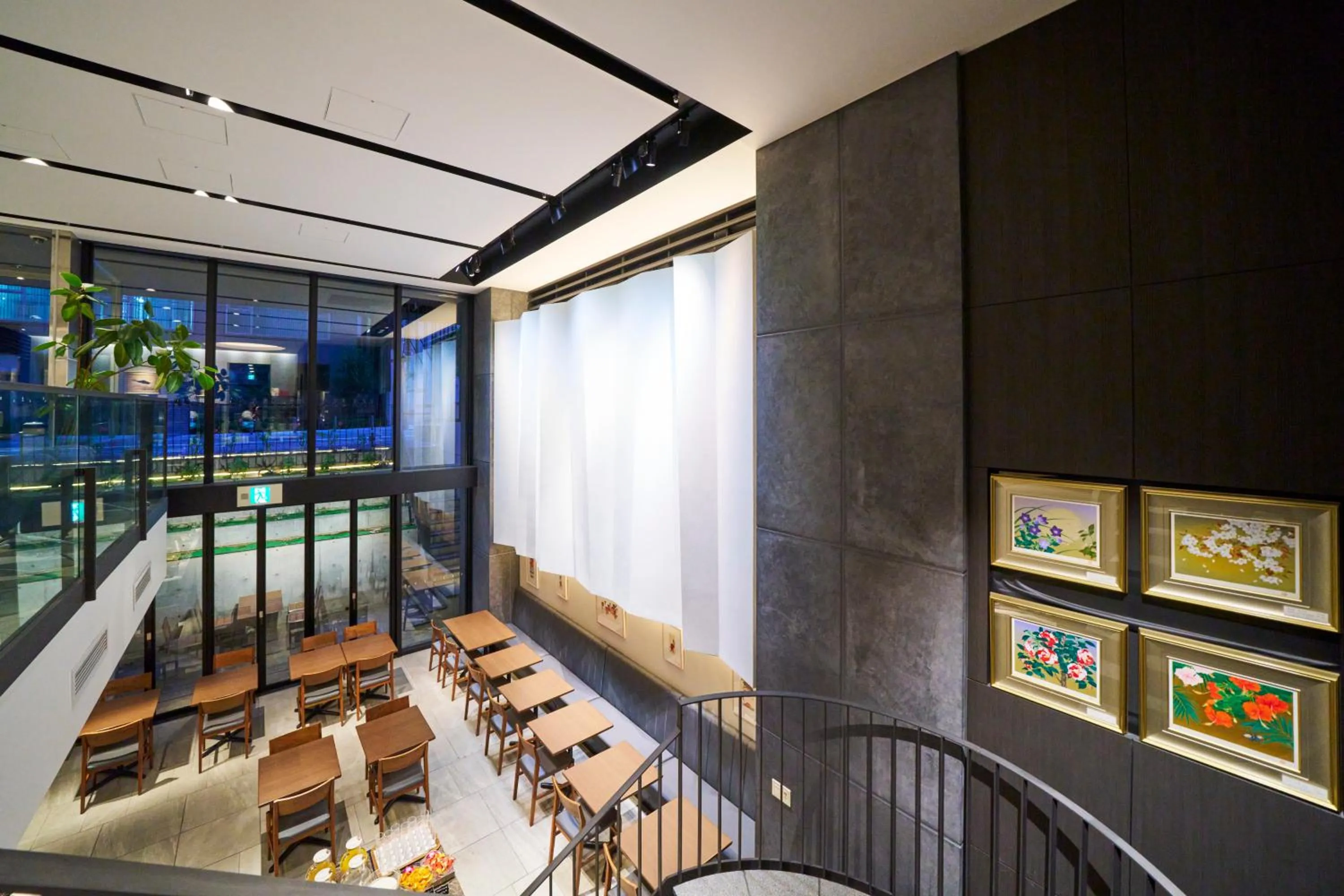 Restaurant/places to eat in Best Western Plus Hotel Fino Osaka Kitahama