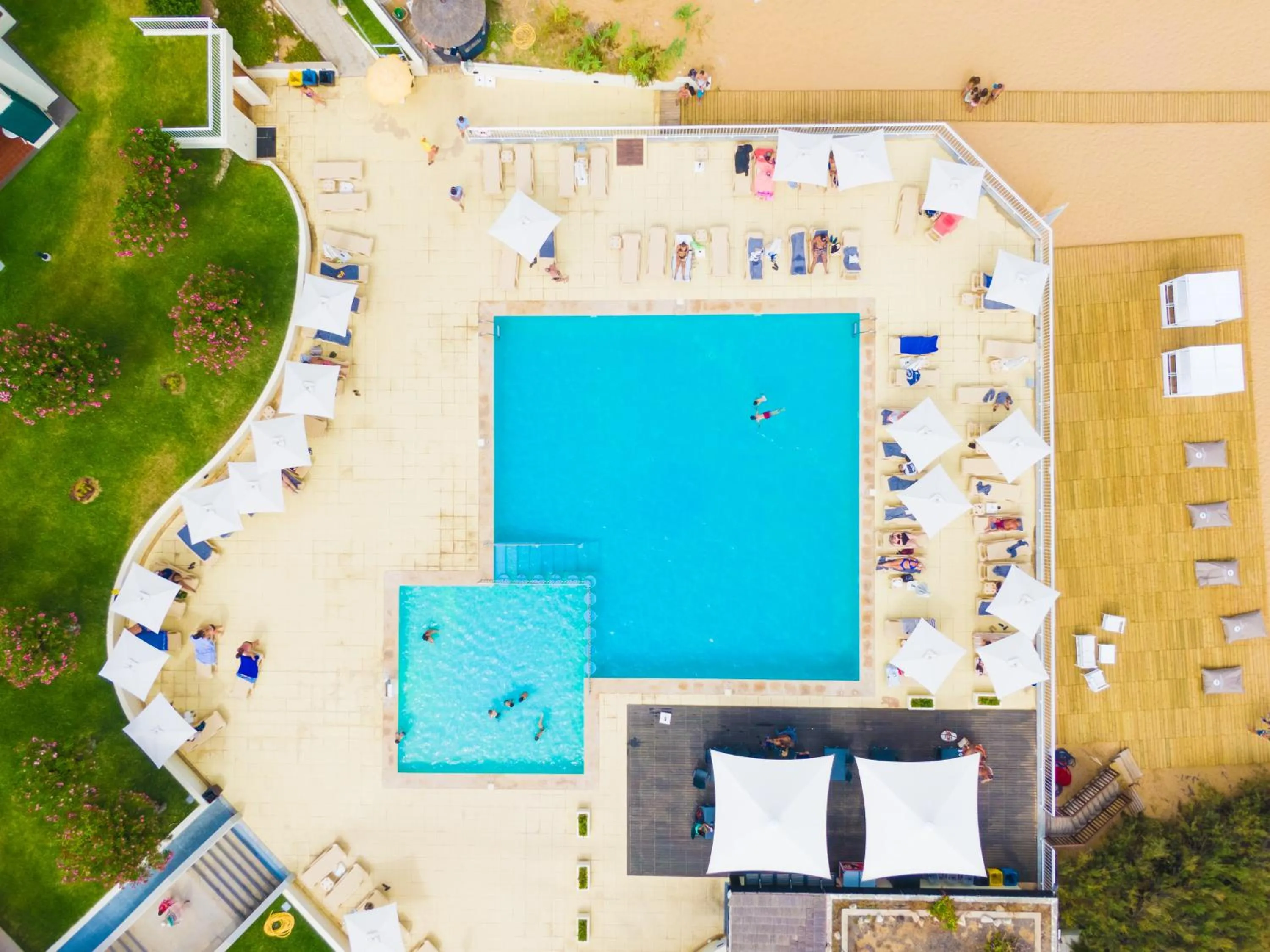 Pool view in Vila Baleira Suites