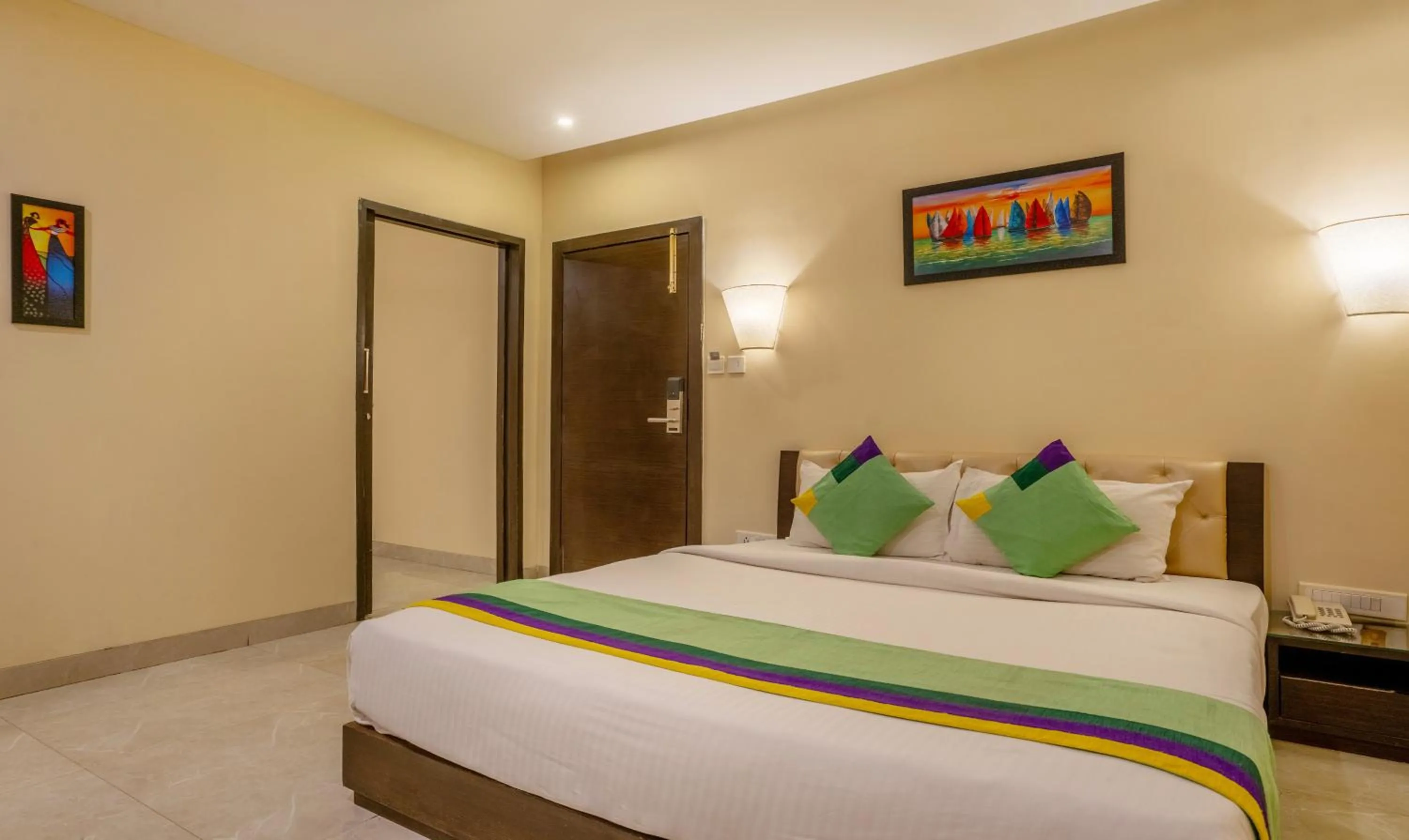 Bedroom, Bed in Treebo Acsys, Gachibowli