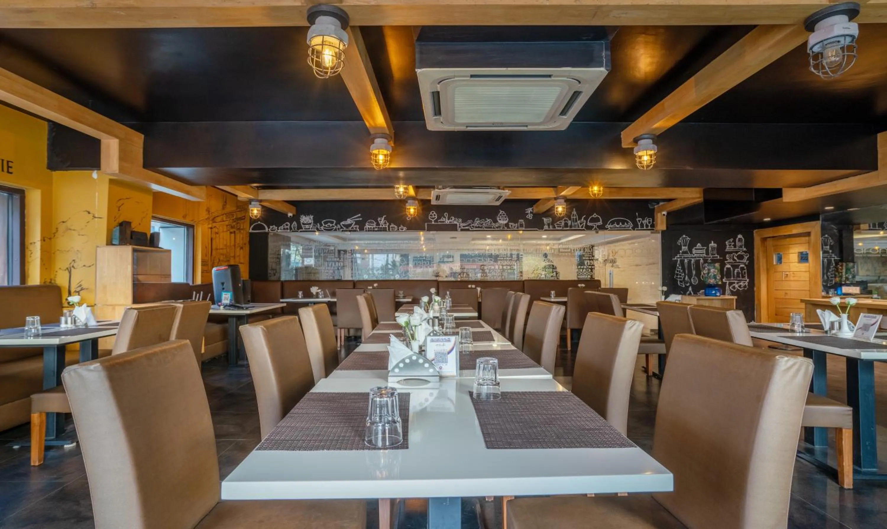 Restaurant/places to eat in Treebo Acsys, Gachibowli