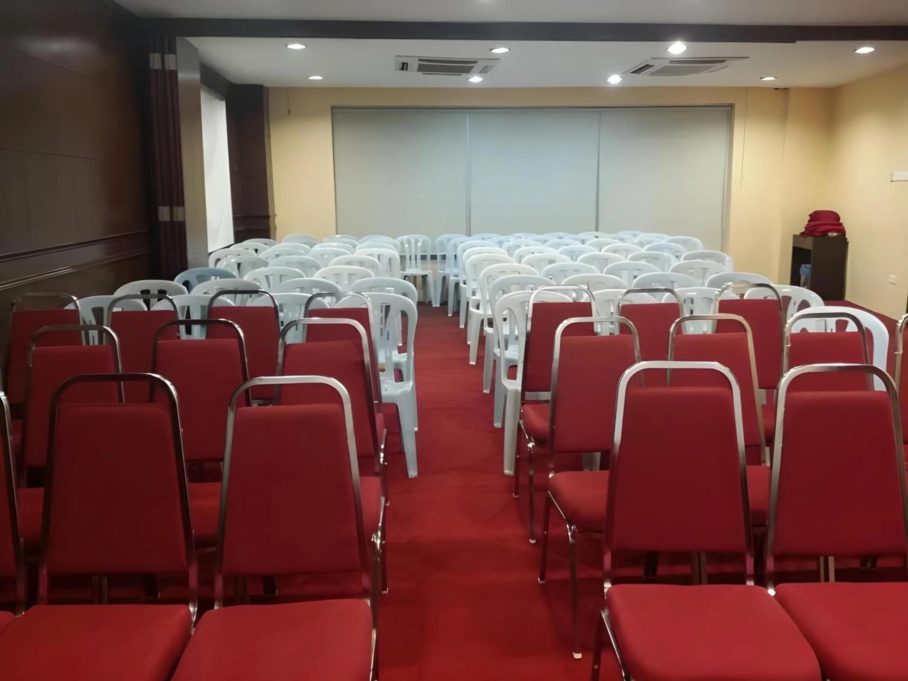 Meeting/conference room in Amani Hotel