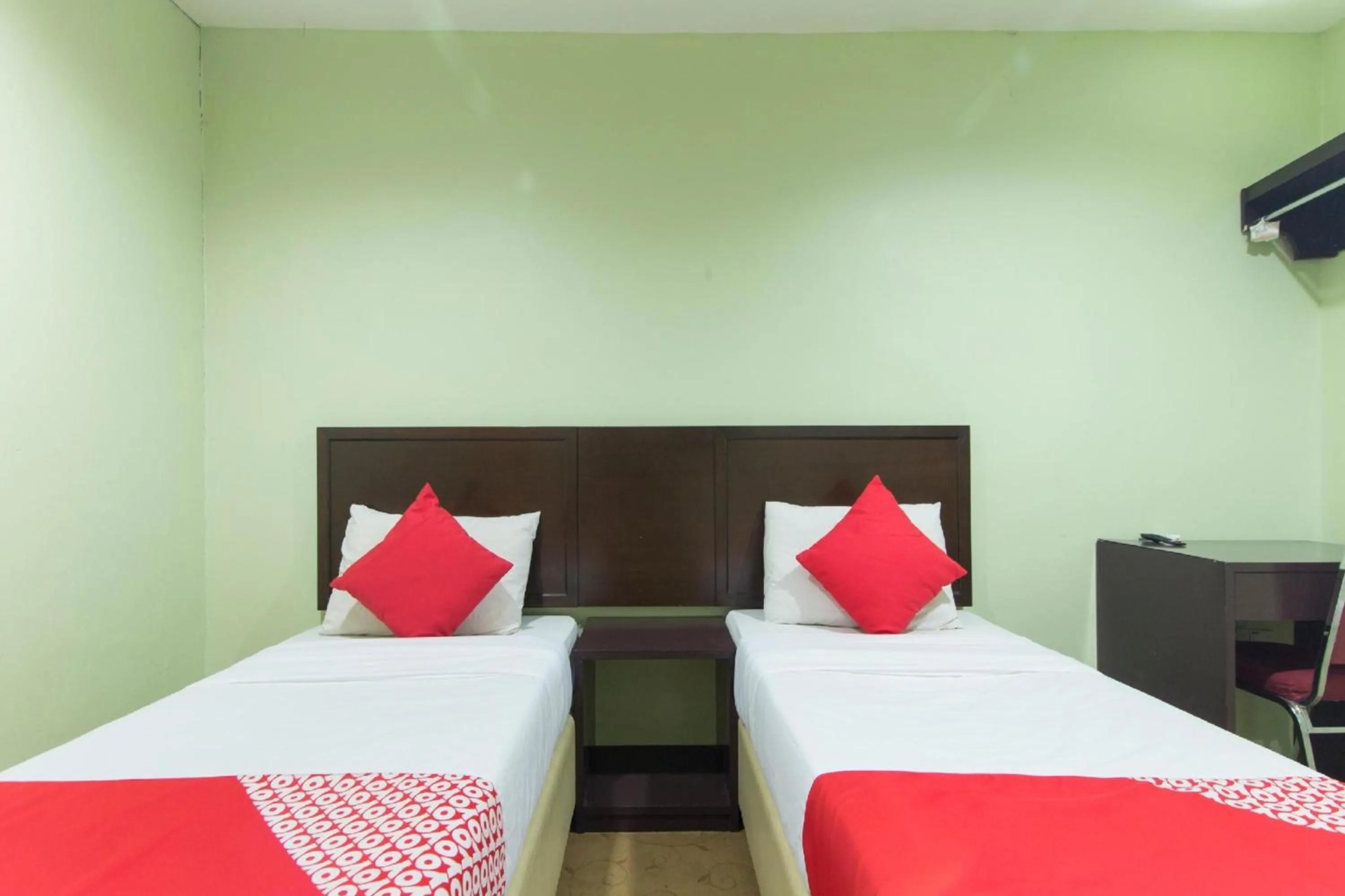 Photo of the whole room in Amani Hotel