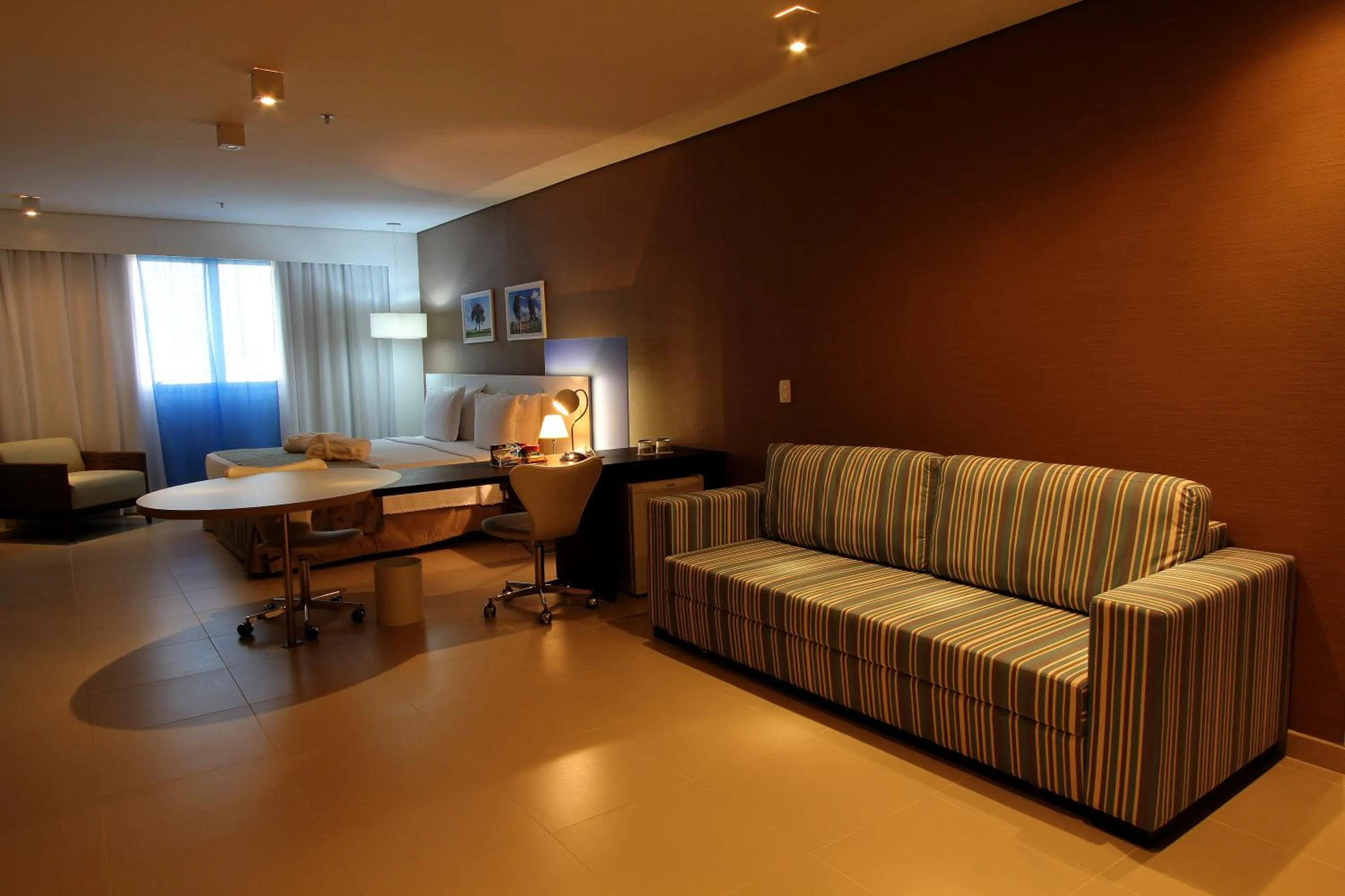 Photo of the whole room in Intercity Salvador