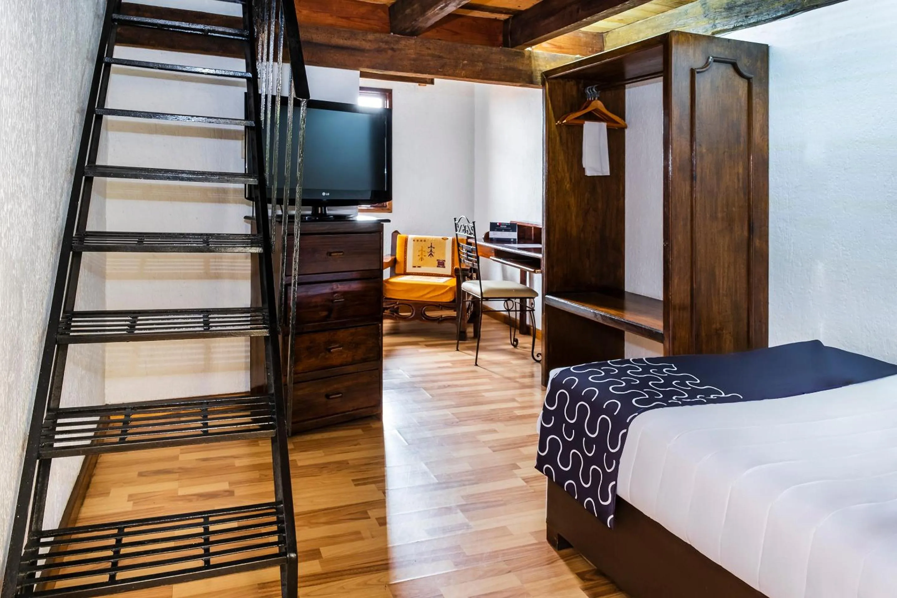 Bedroom, Bed in Capital O Hotel Central, Xalapa