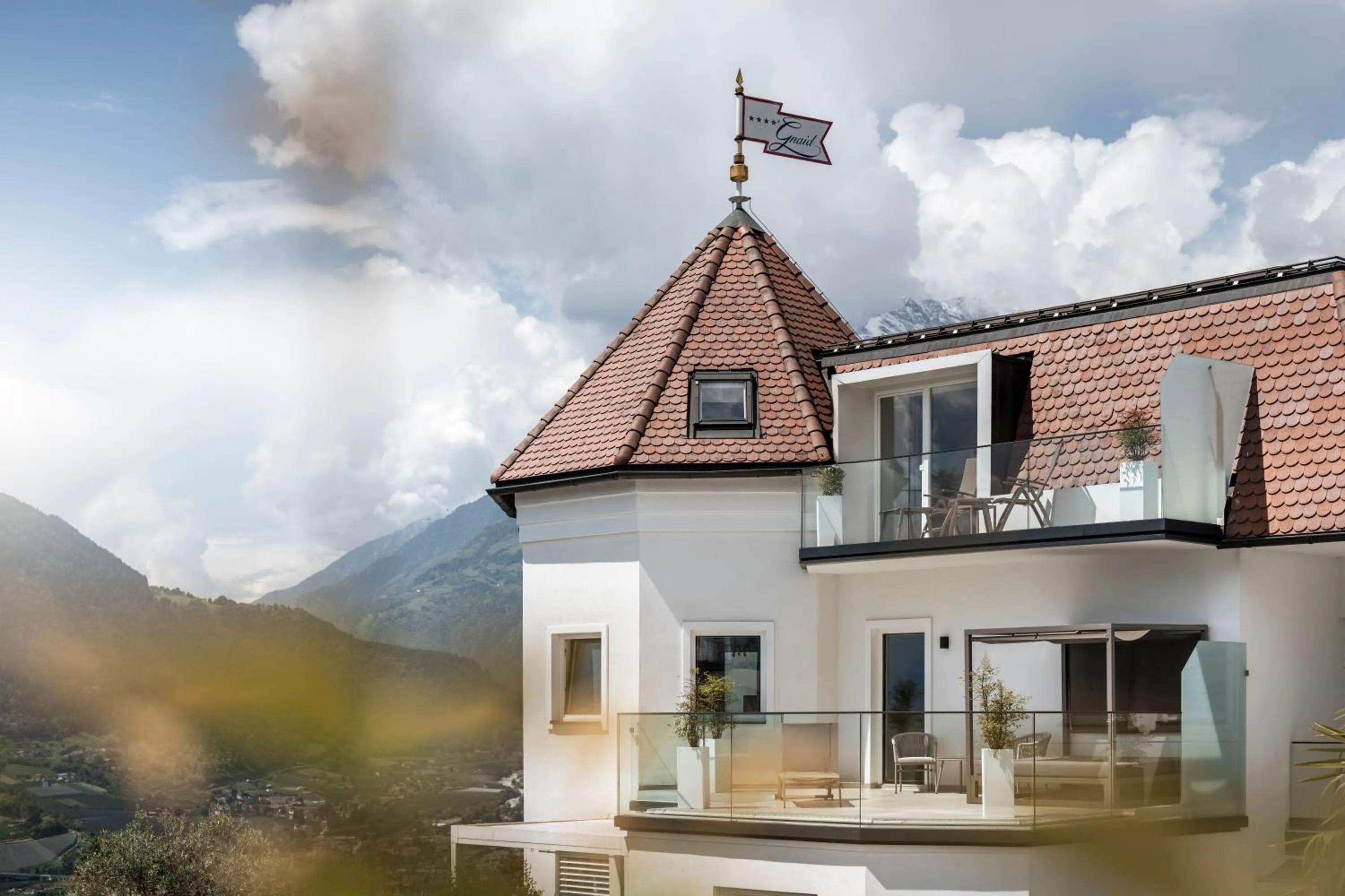 Property building in Small & Beautiful Hotel Gnaid