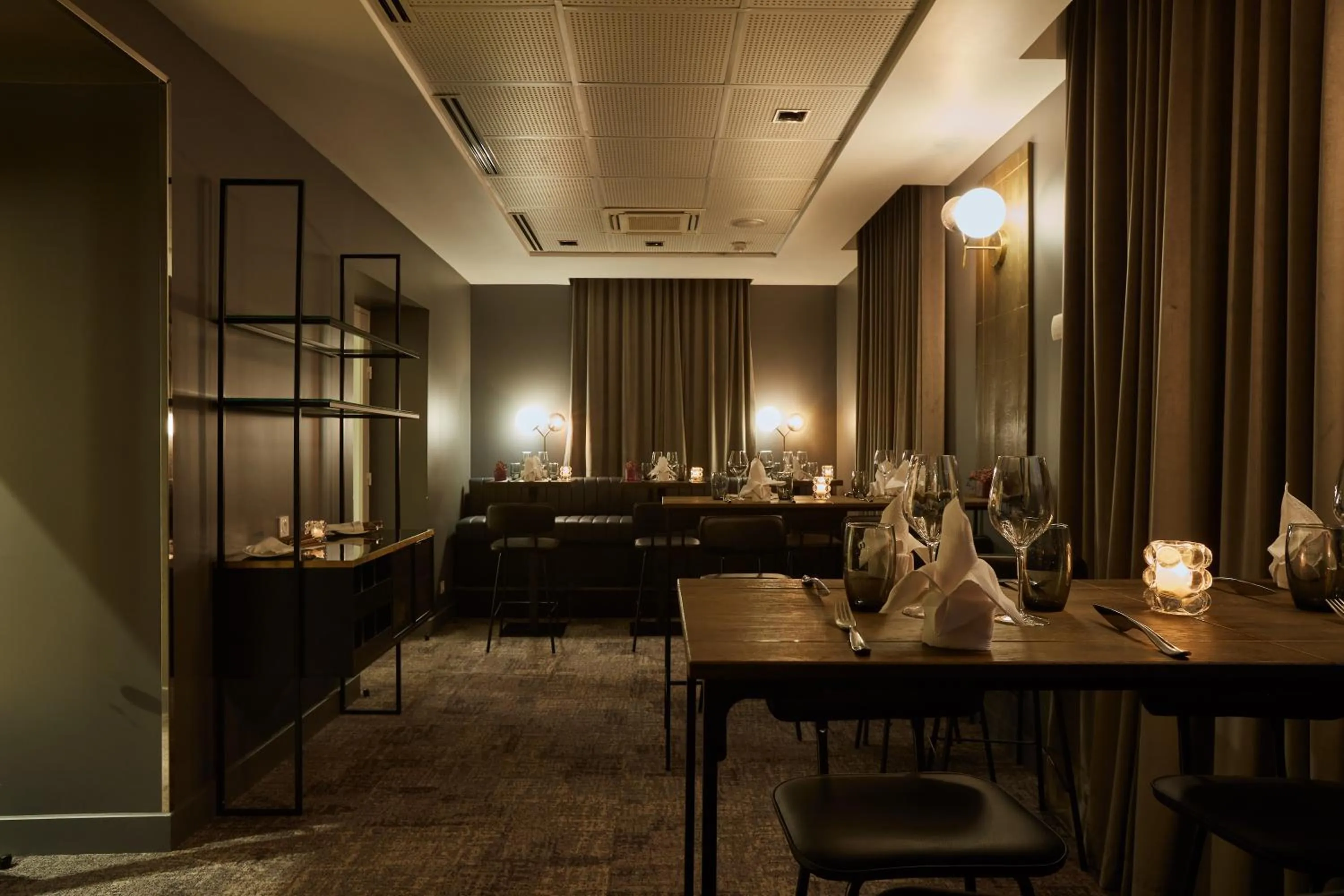 Restaurant/places to eat in Best Western Plus Paris Meudon Ermitage